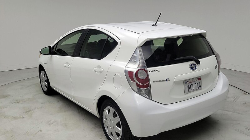 2013 Toyota Prius c Two 7