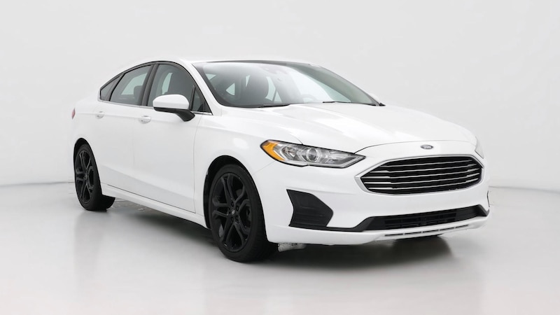 2019 Ford Fusion SE Hero Image