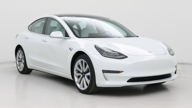 2019 Tesla Model 3 Standard Range Hero Image