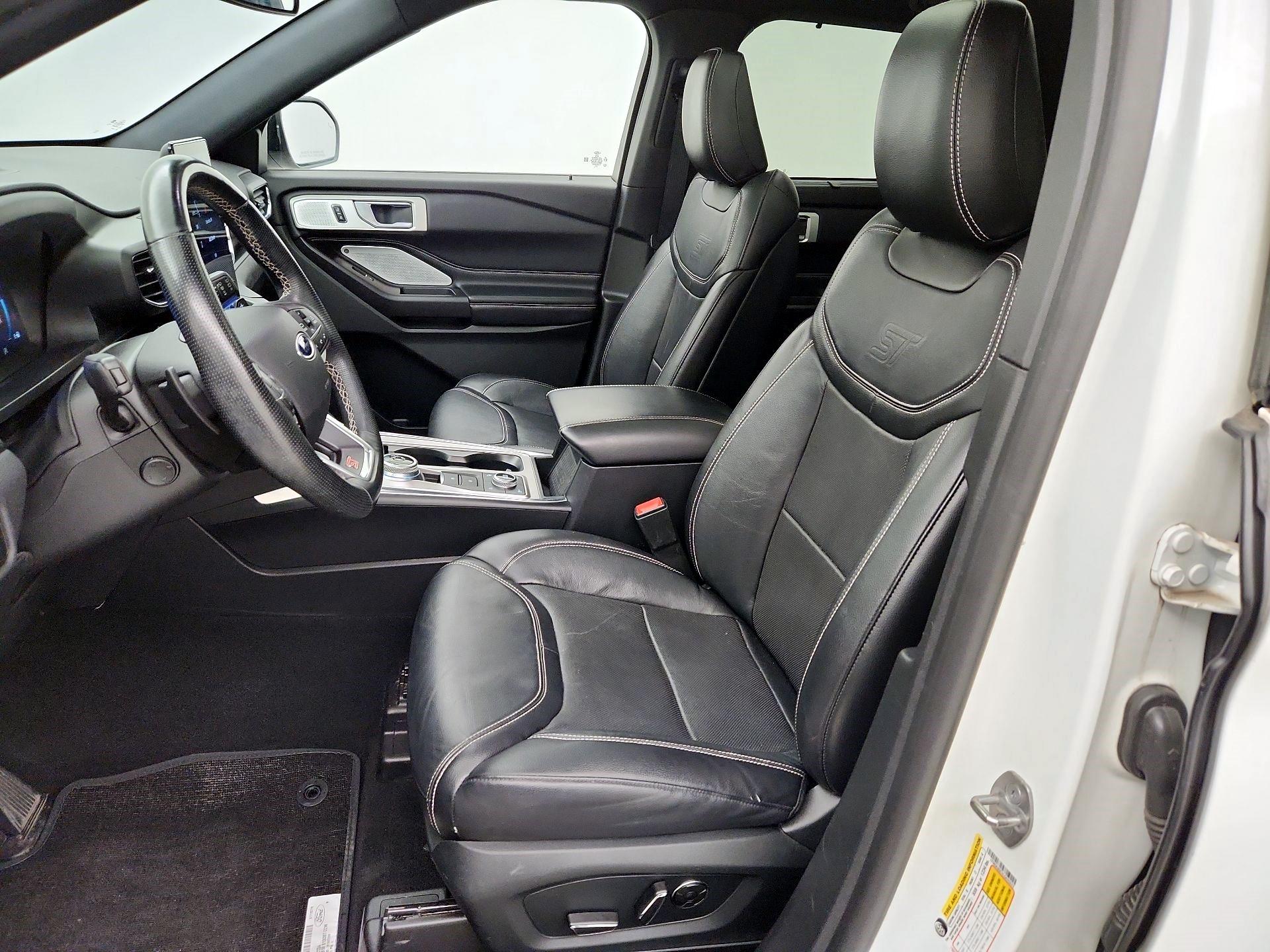 Thumbnail: 2020 Ford Explorer - 11