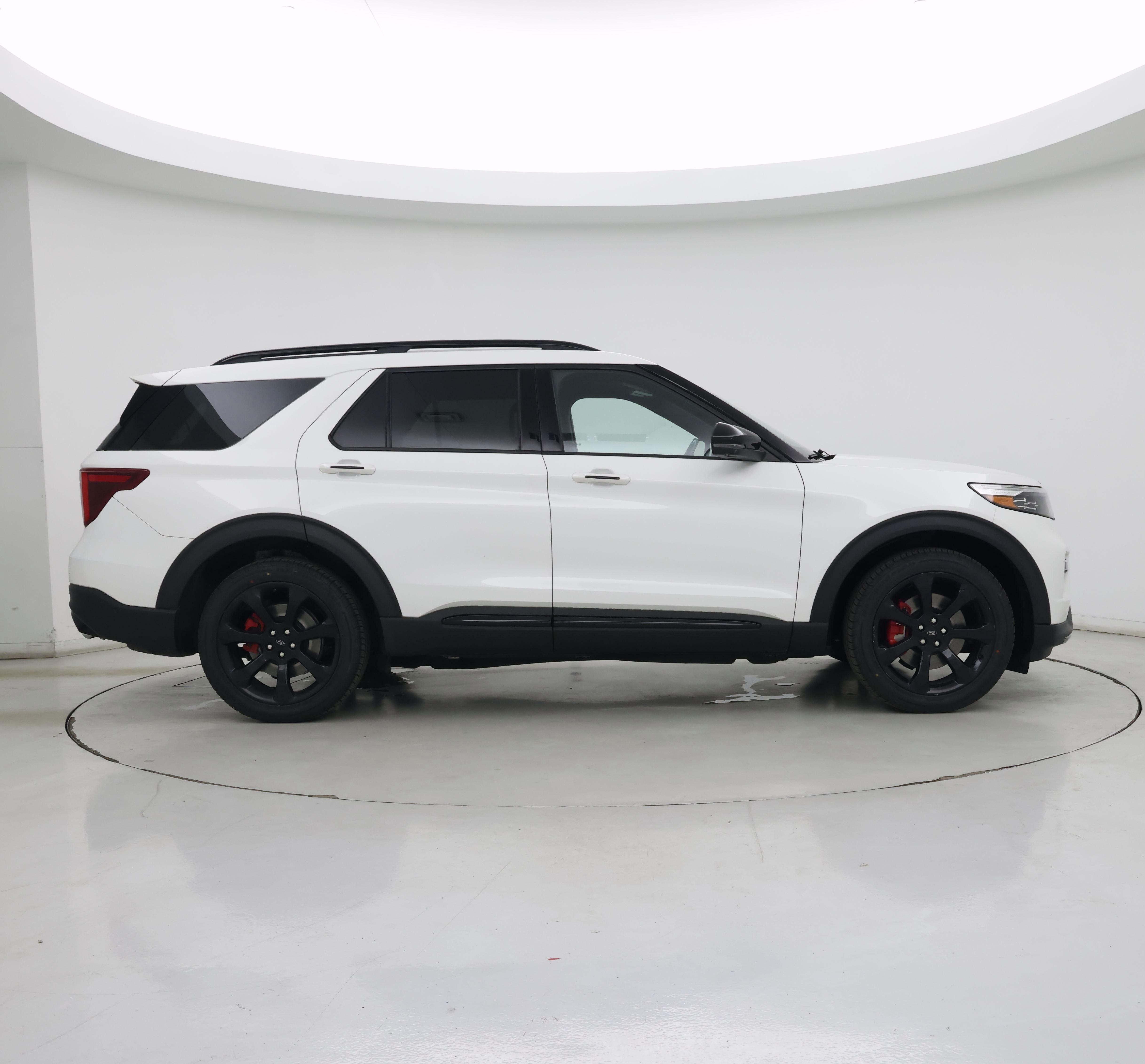 Thumbnail: 2020 Ford Explorer - 7