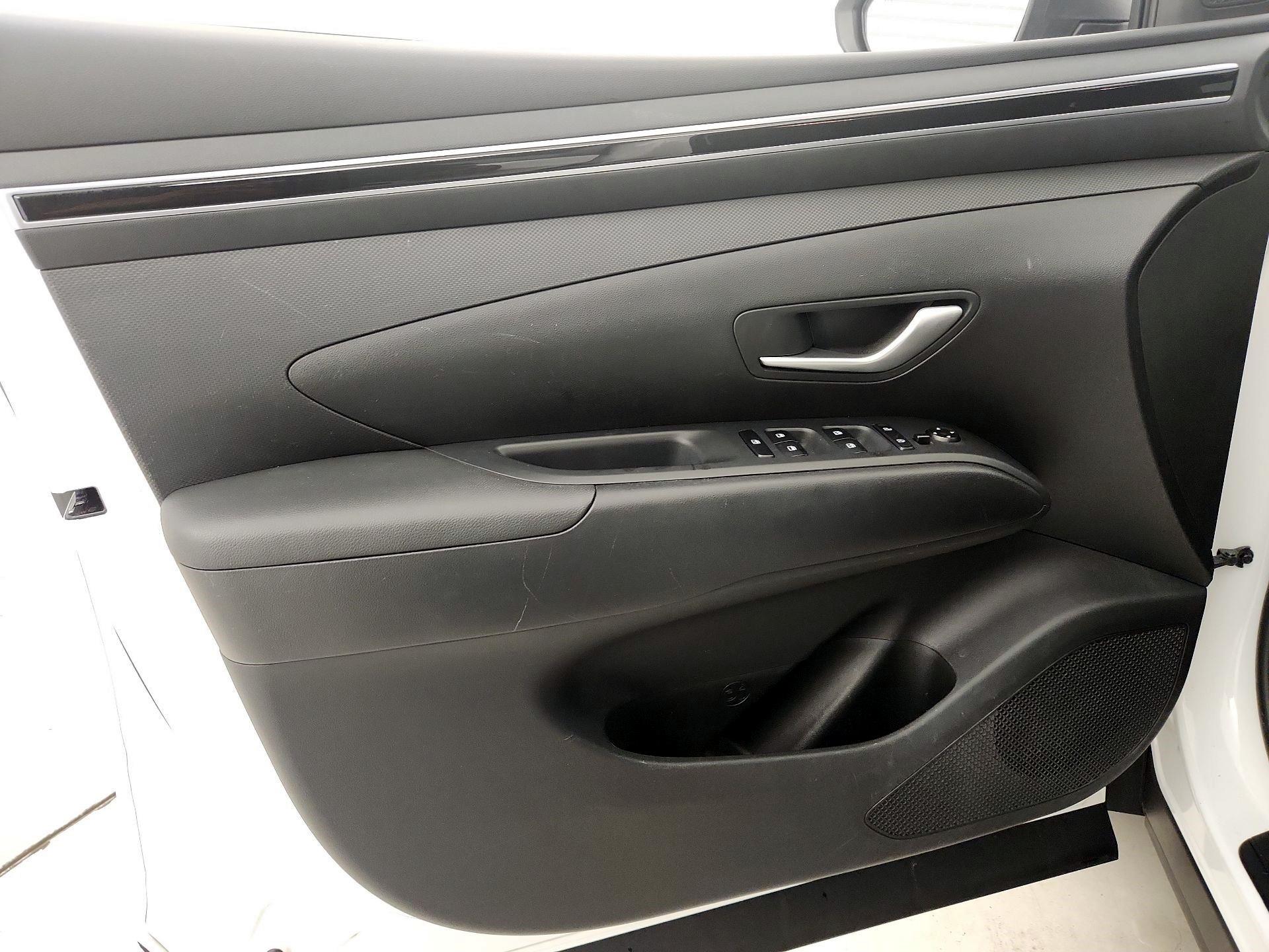 Thumbnail: 2024 Hyundai Tucson - 12