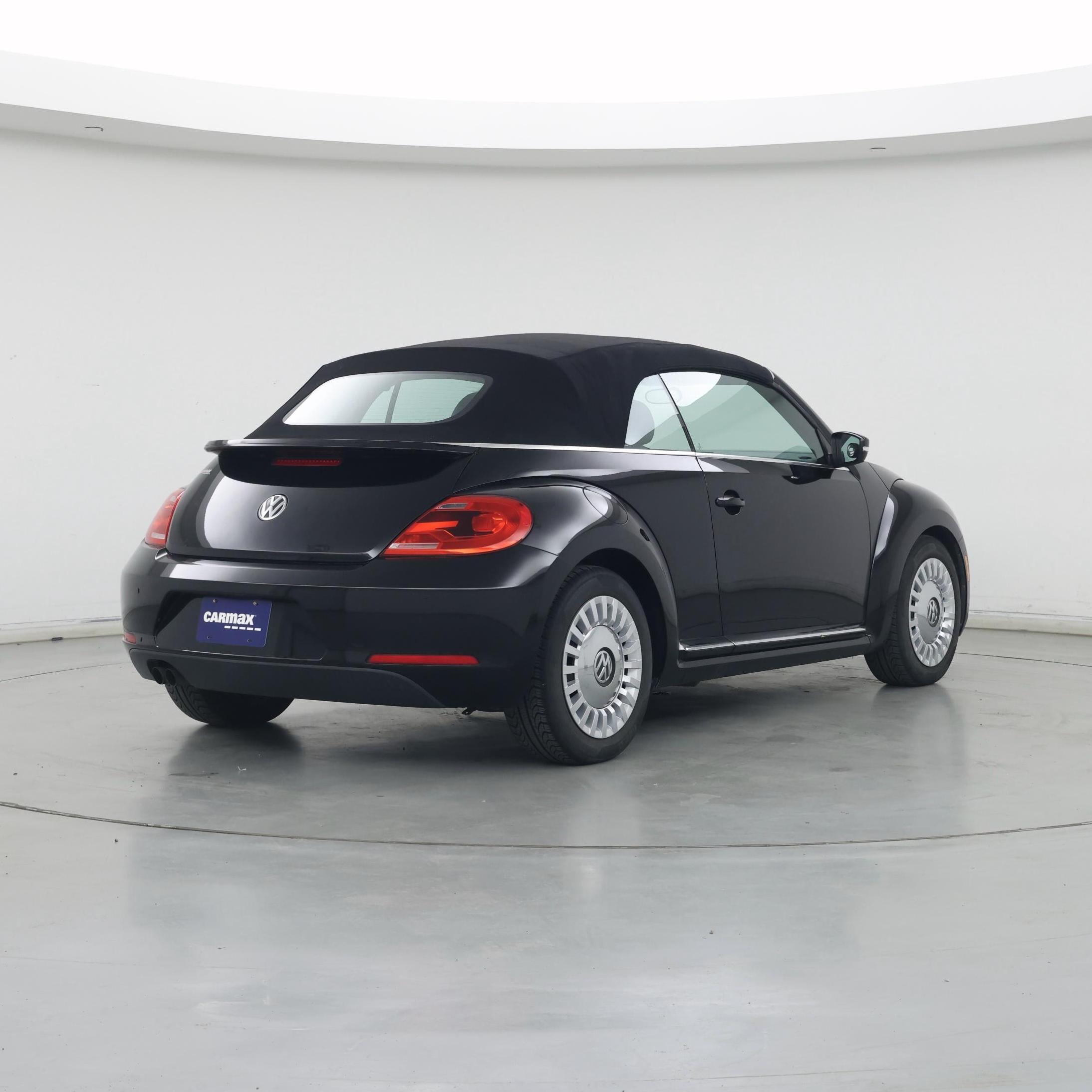 Thumbnail: 2013 Volkswagen Beetle - 8