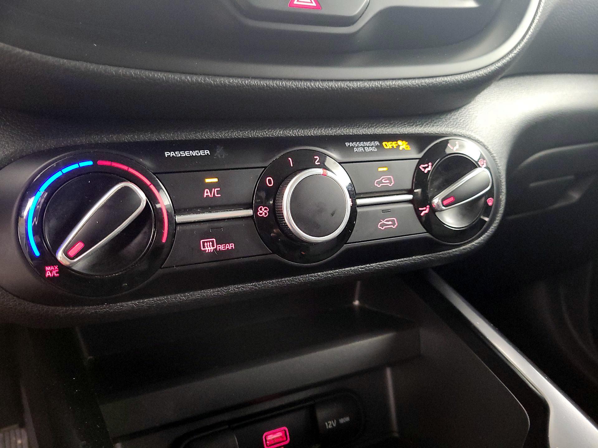 Thumbnail: 2021 Kia Soul - 16