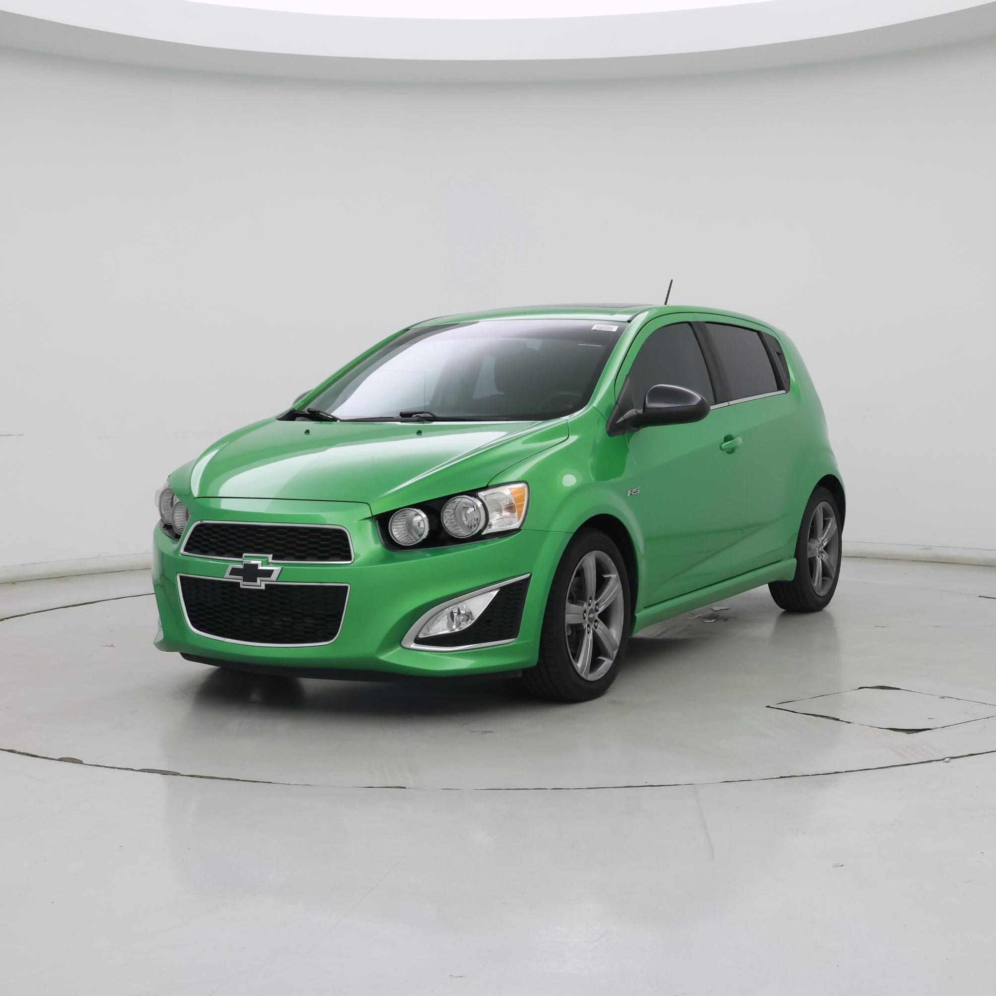 Thumbnail: 2015 Chevrolet Sonic - 4