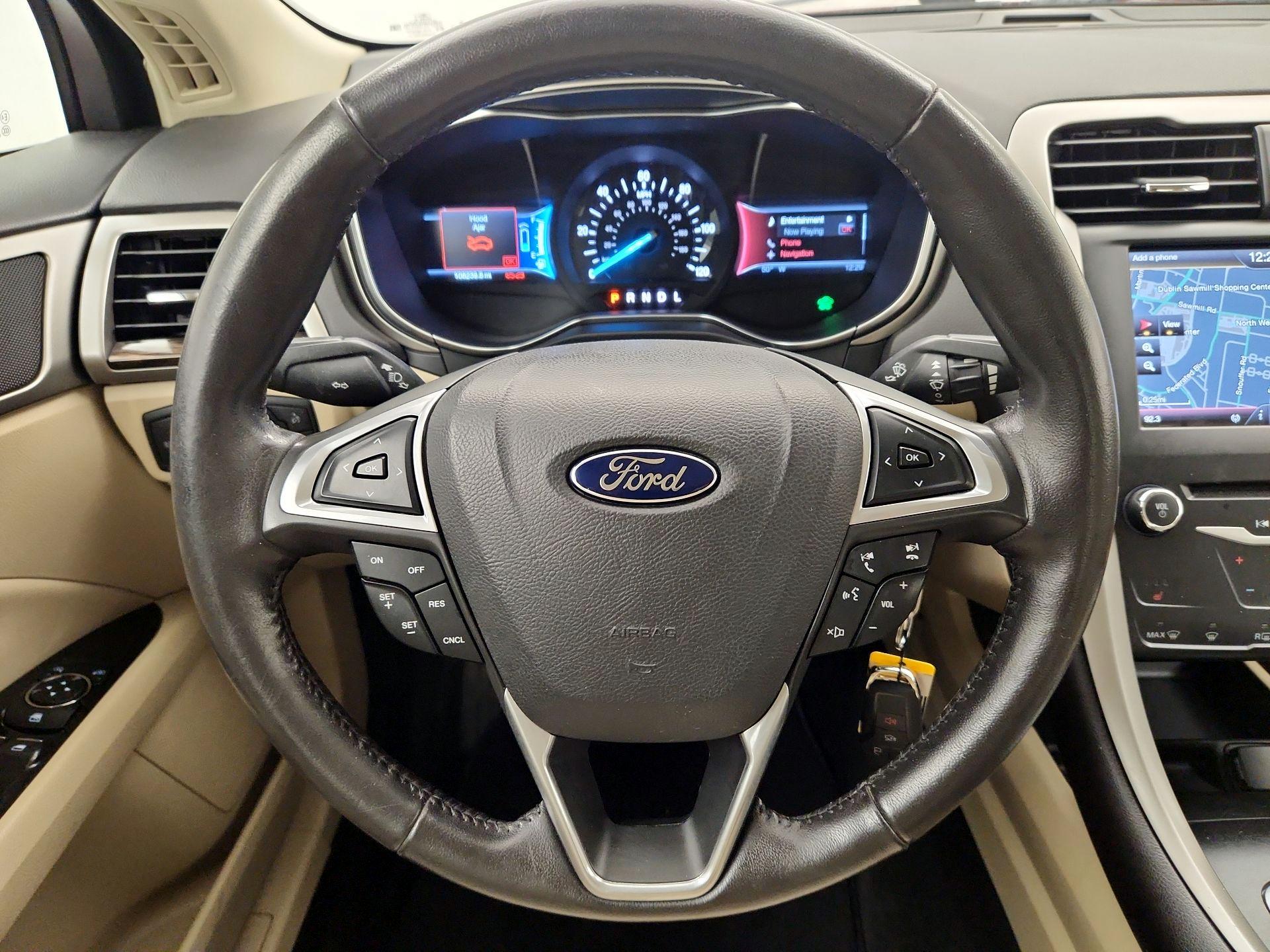 Thumbnail: 2014 Ford Fusion - 10
