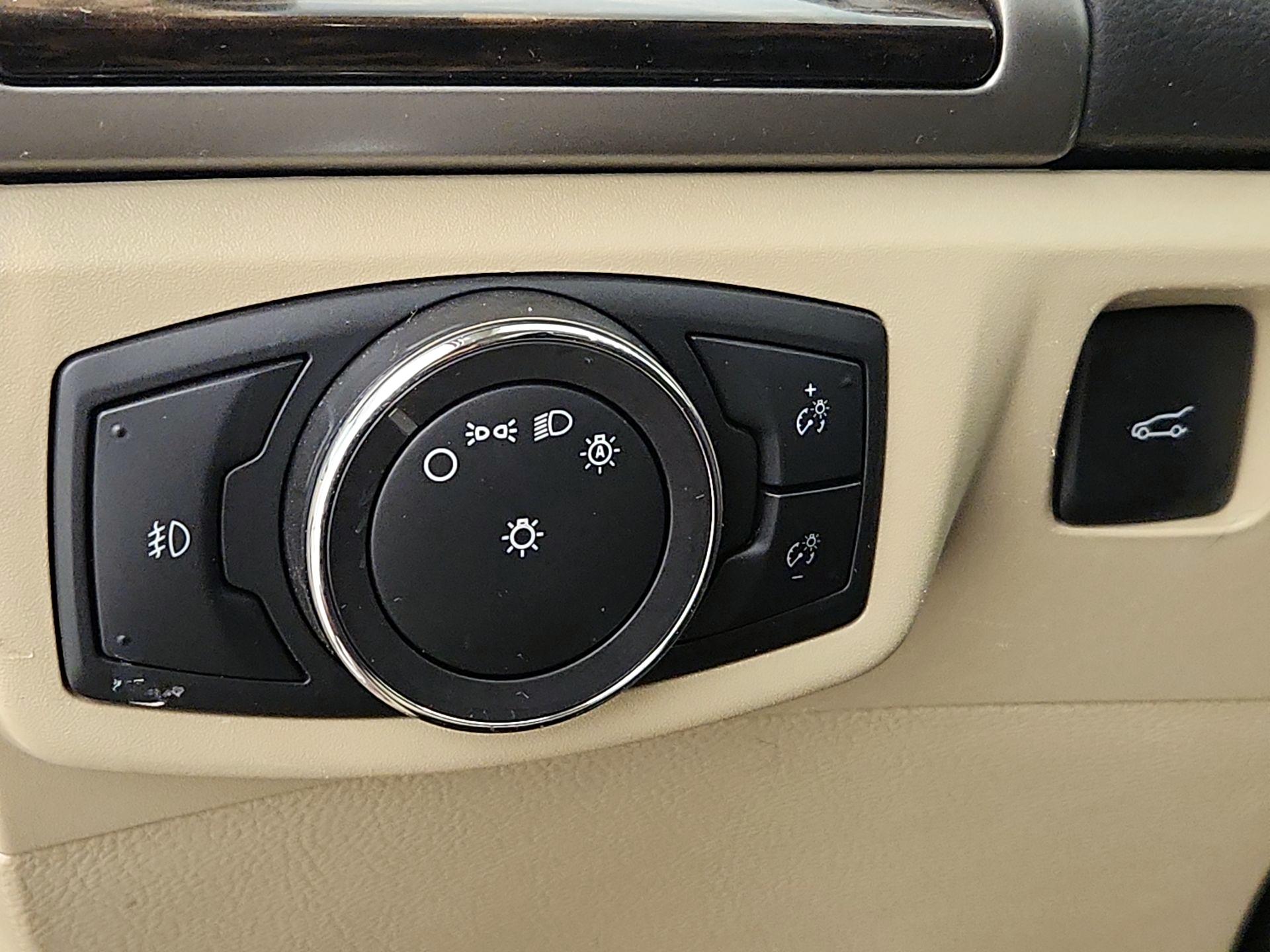 Thumbnail: 2014 Ford Fusion - 13