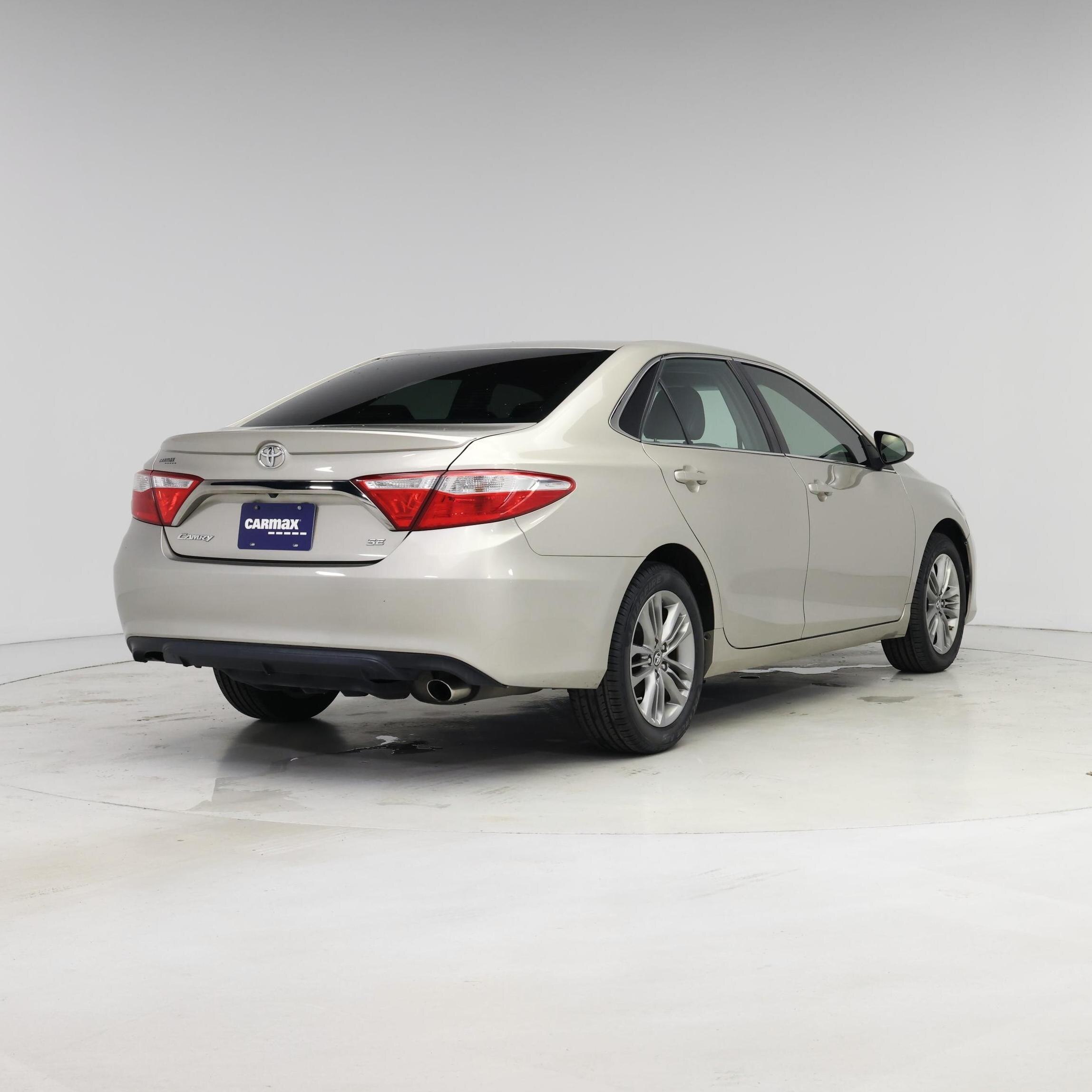 Thumbnail: 2017 Toyota Camry - 8