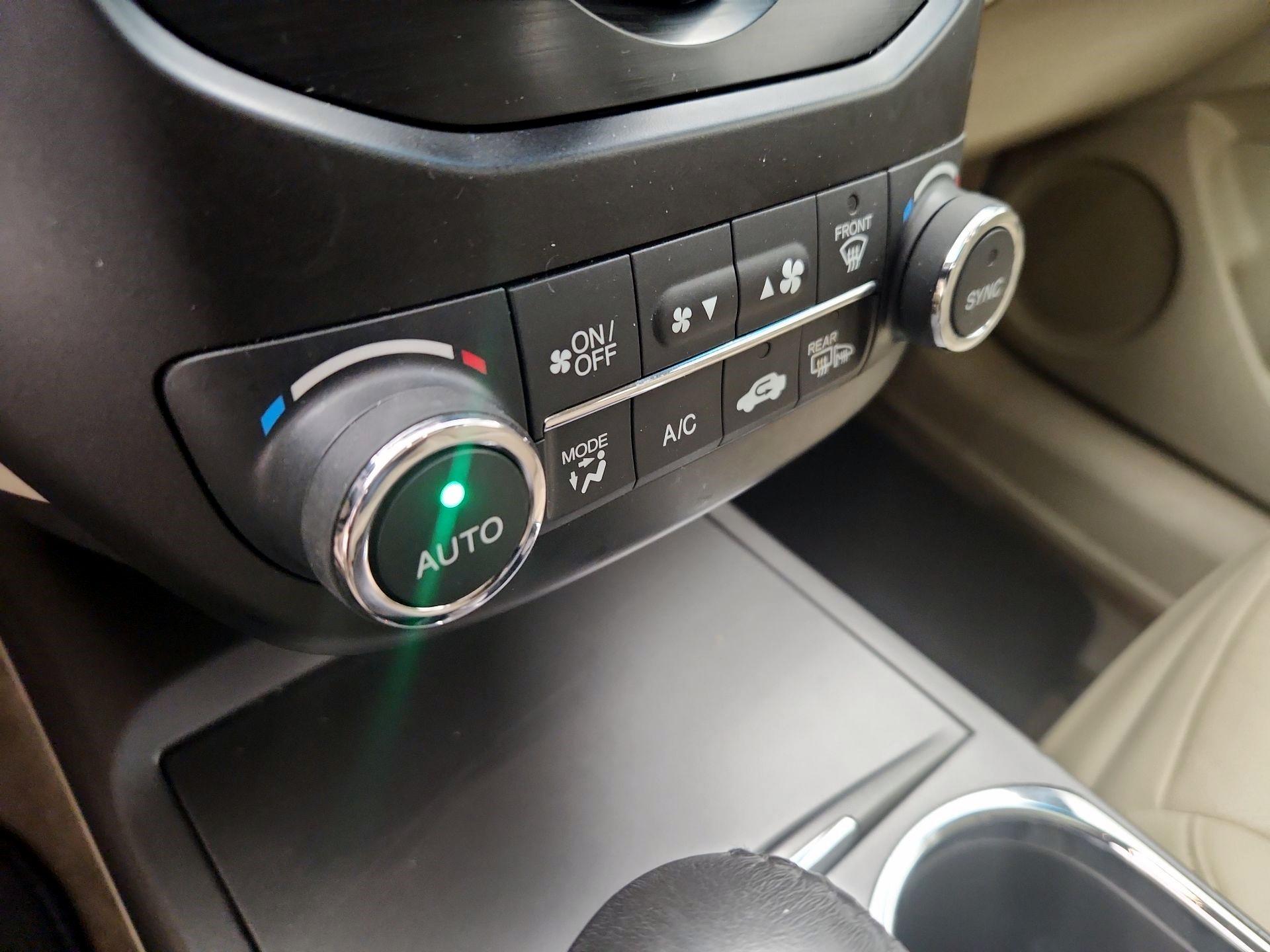 Thumbnail: 2015 Acura RDX - 16