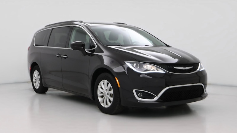 2018 Chrysler Pacifica Touring Plus Hero Image