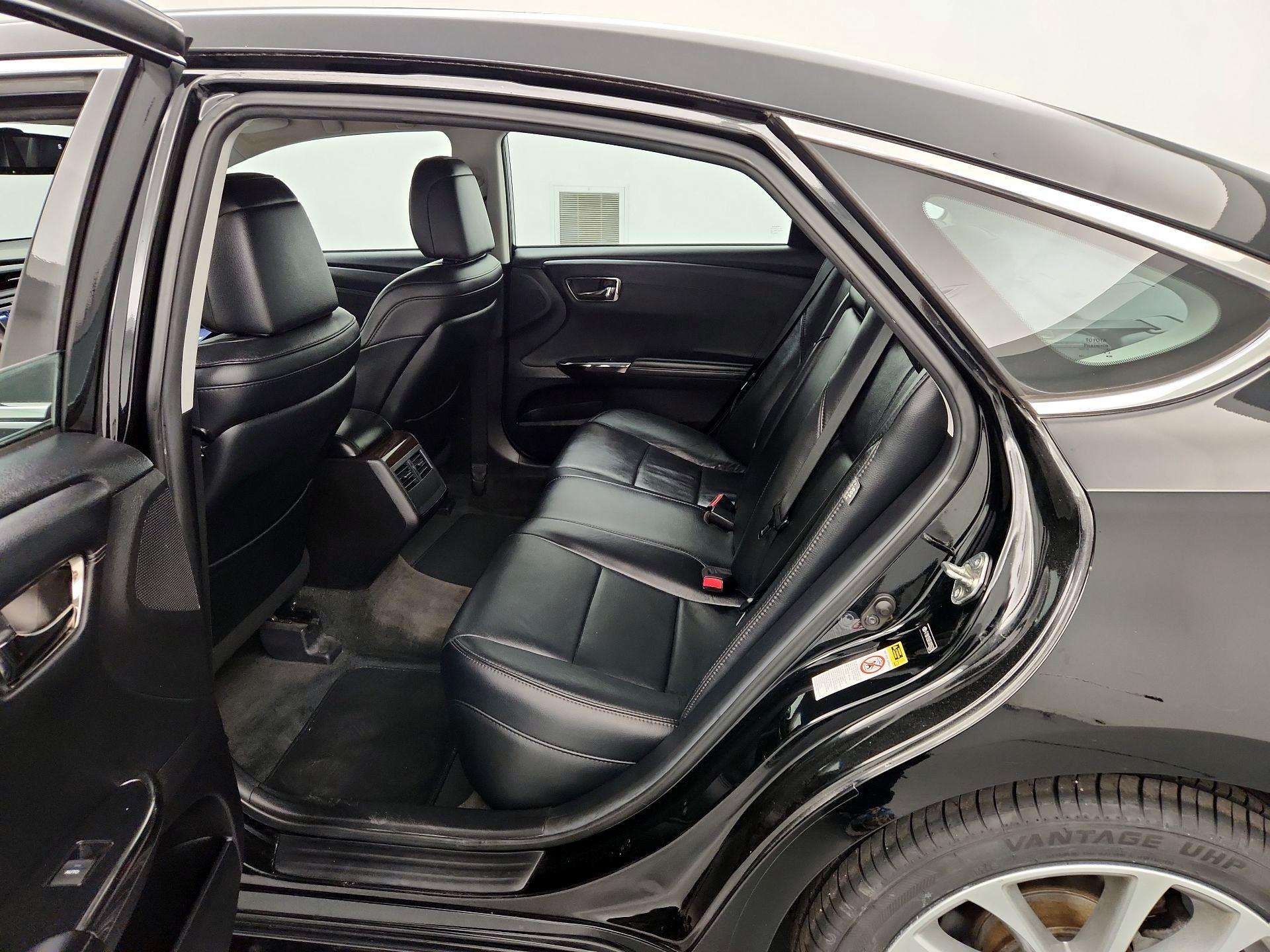 Thumbnail: 2014 Toyota Avalon - 20