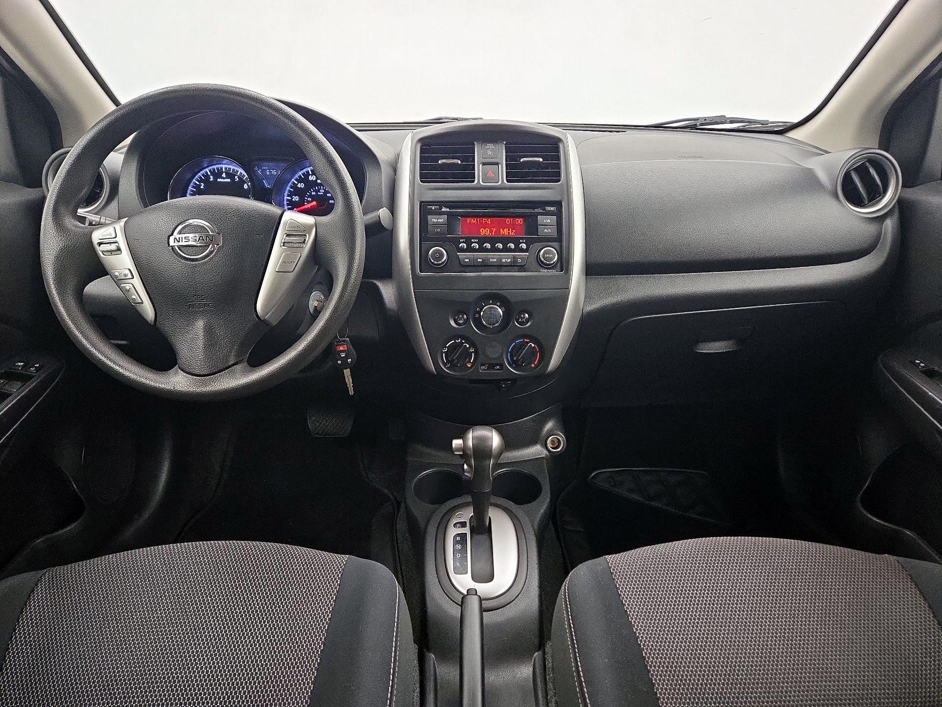Thumbnail: 2017 Nissan Versa - 9