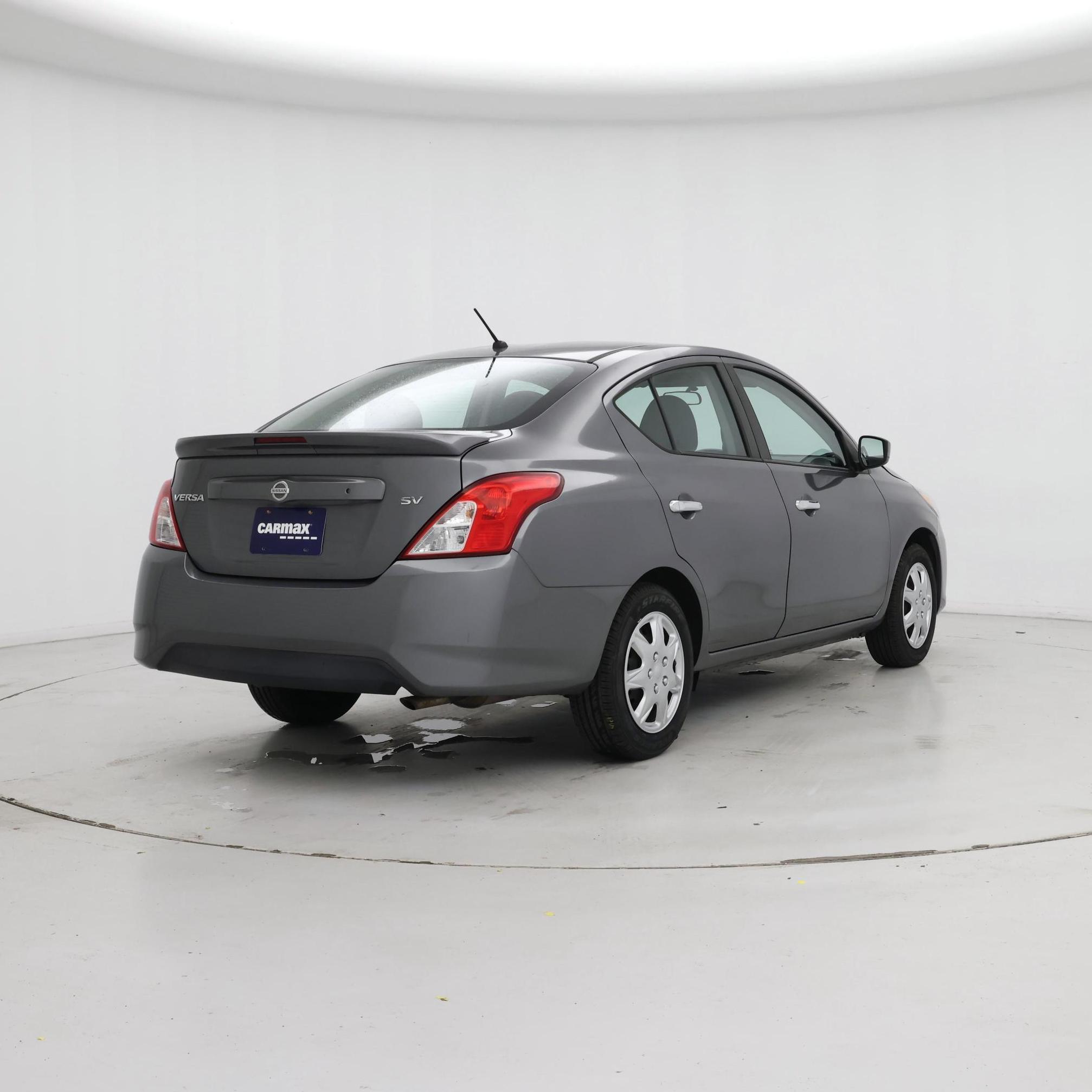 Thumbnail: 2017 Nissan Versa - 8