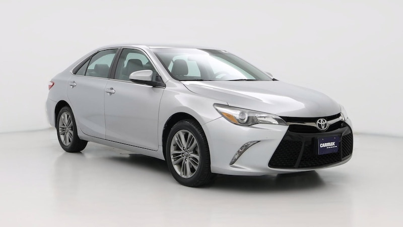2017 Toyota Camry SE Hero Image