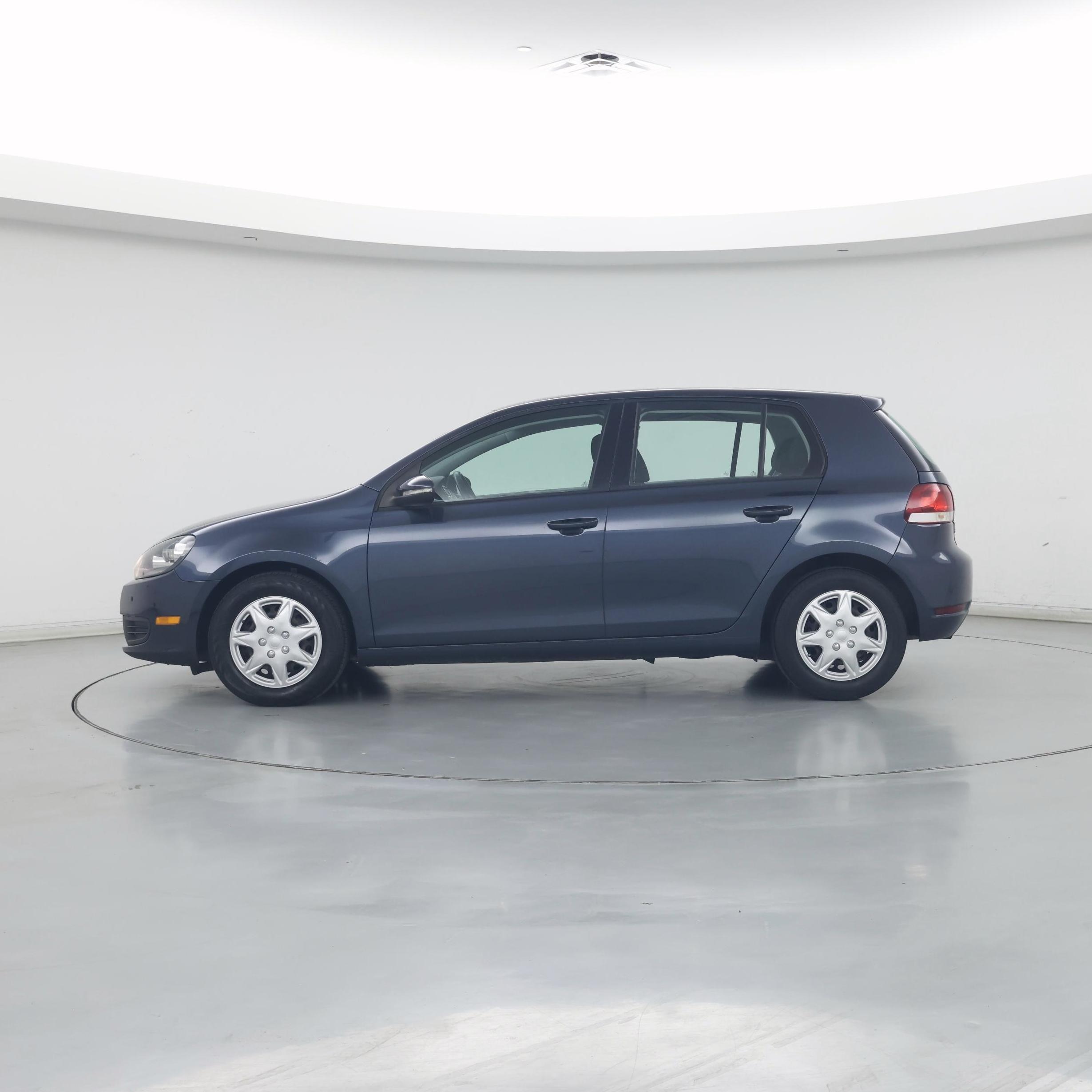 Thumbnail: 2013 Volkswagen Golf - 3