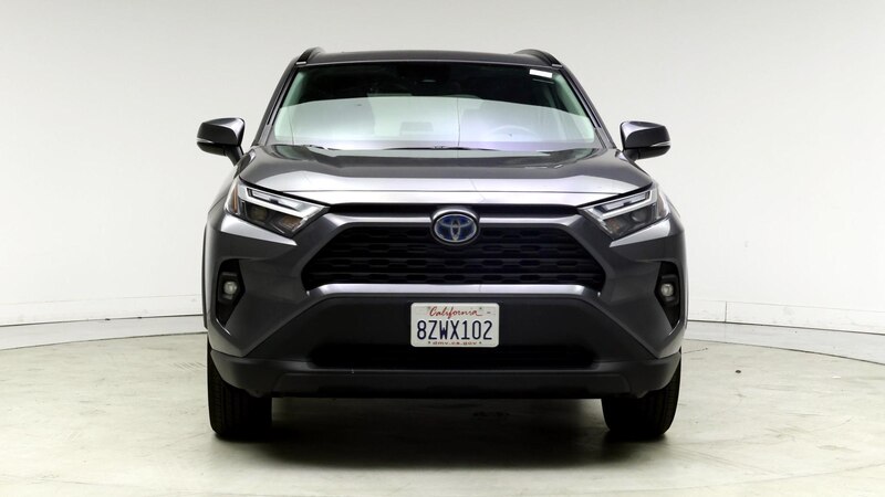 2022 Toyota RAV4 XLE Premium 5