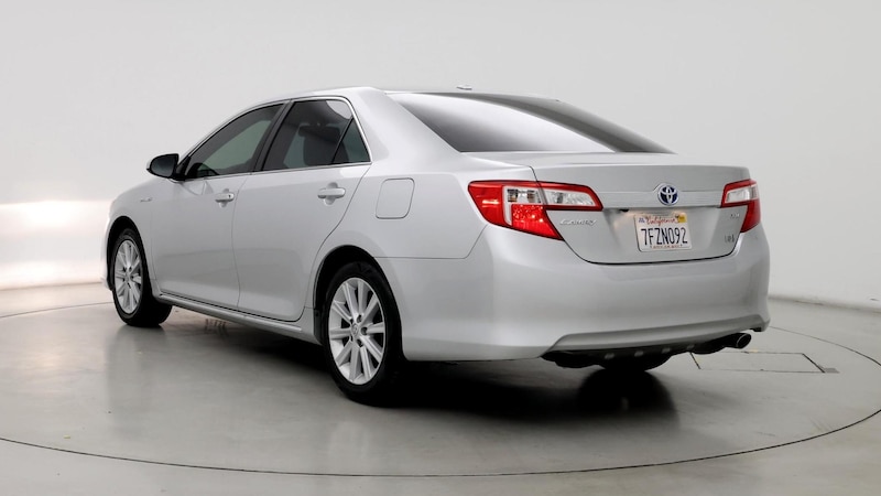 2014 Toyota Camry XLE 2