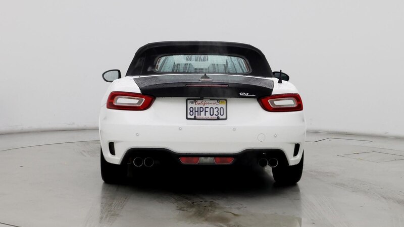 2018 Fiat 124 Spider Abarth 6