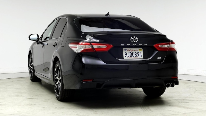 2020 Toyota Camry SE 6