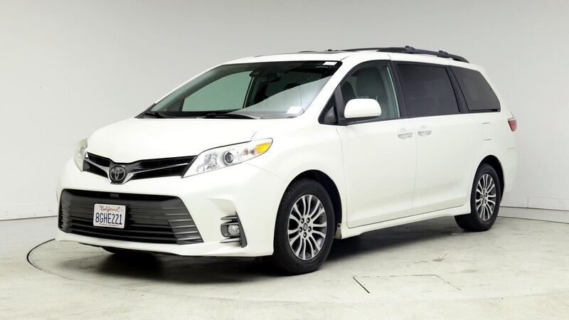 2019 Toyota Sienna XLE 4