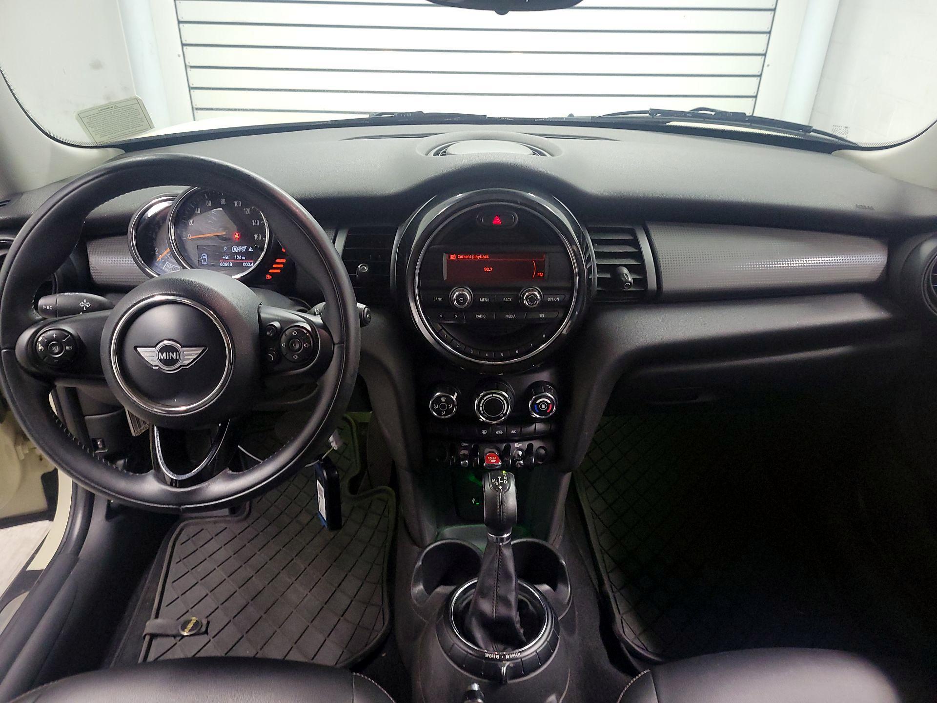 Thumbnail: 2014 MINI Cooper Hardtop - 9