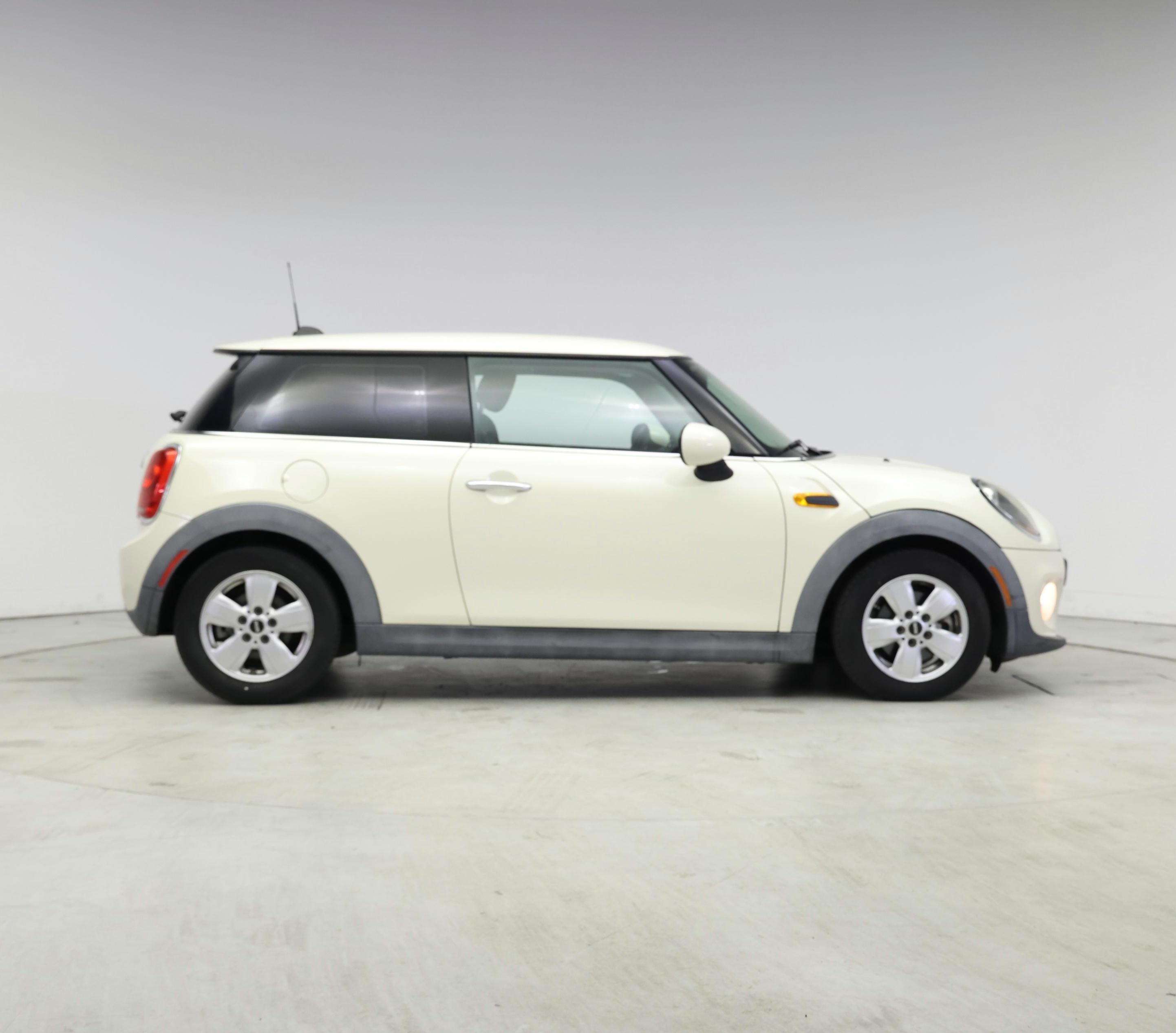 Thumbnail: 2014 MINI Cooper Hardtop - 7