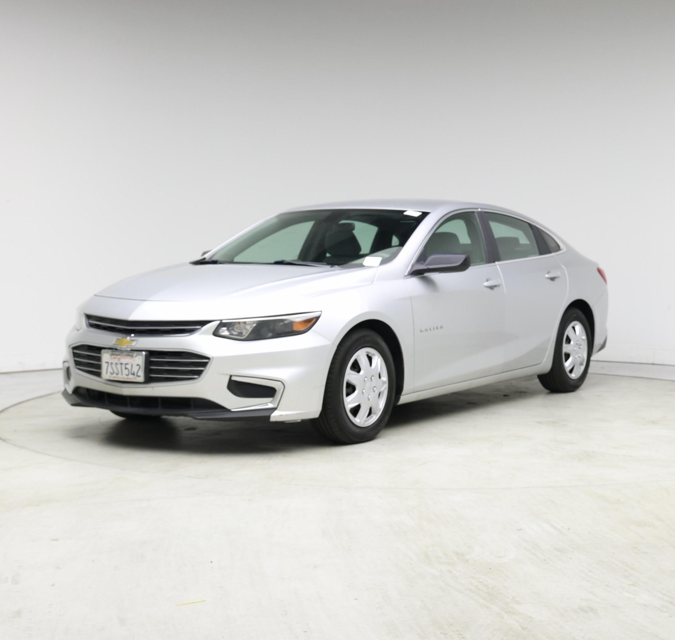 Thumbnail: 2016 Chevrolet Malibu - 4