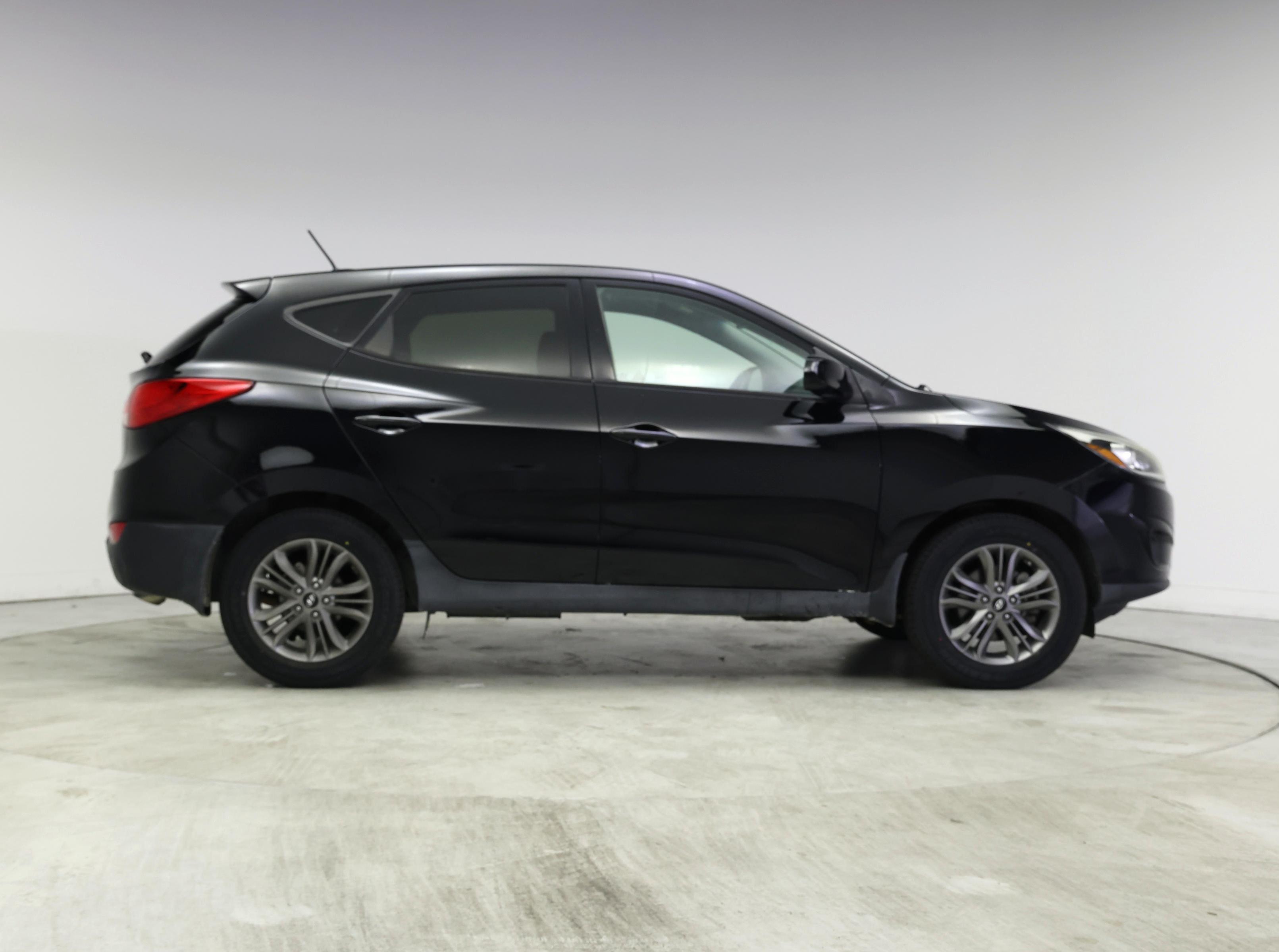 Thumbnail: 2015 Hyundai Tucson - 7