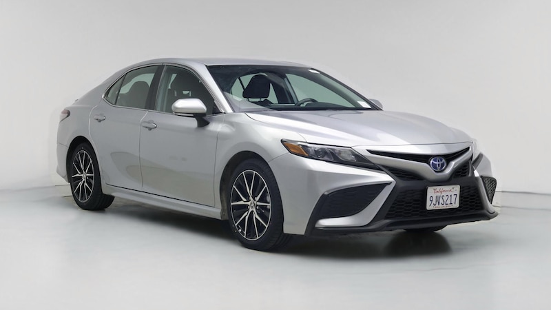 2024 Toyota Camry SE Hero Image