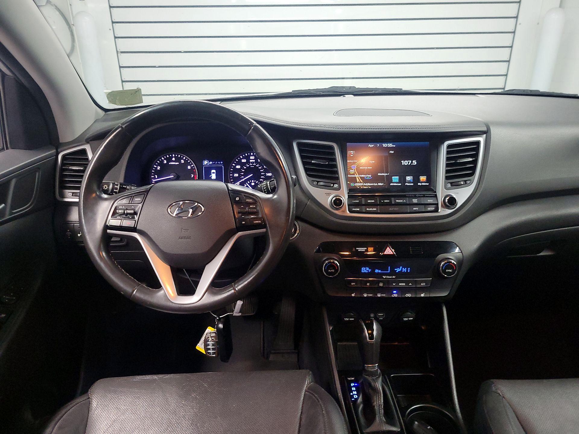 Thumbnail: 2017 Hyundai Tucson - 9