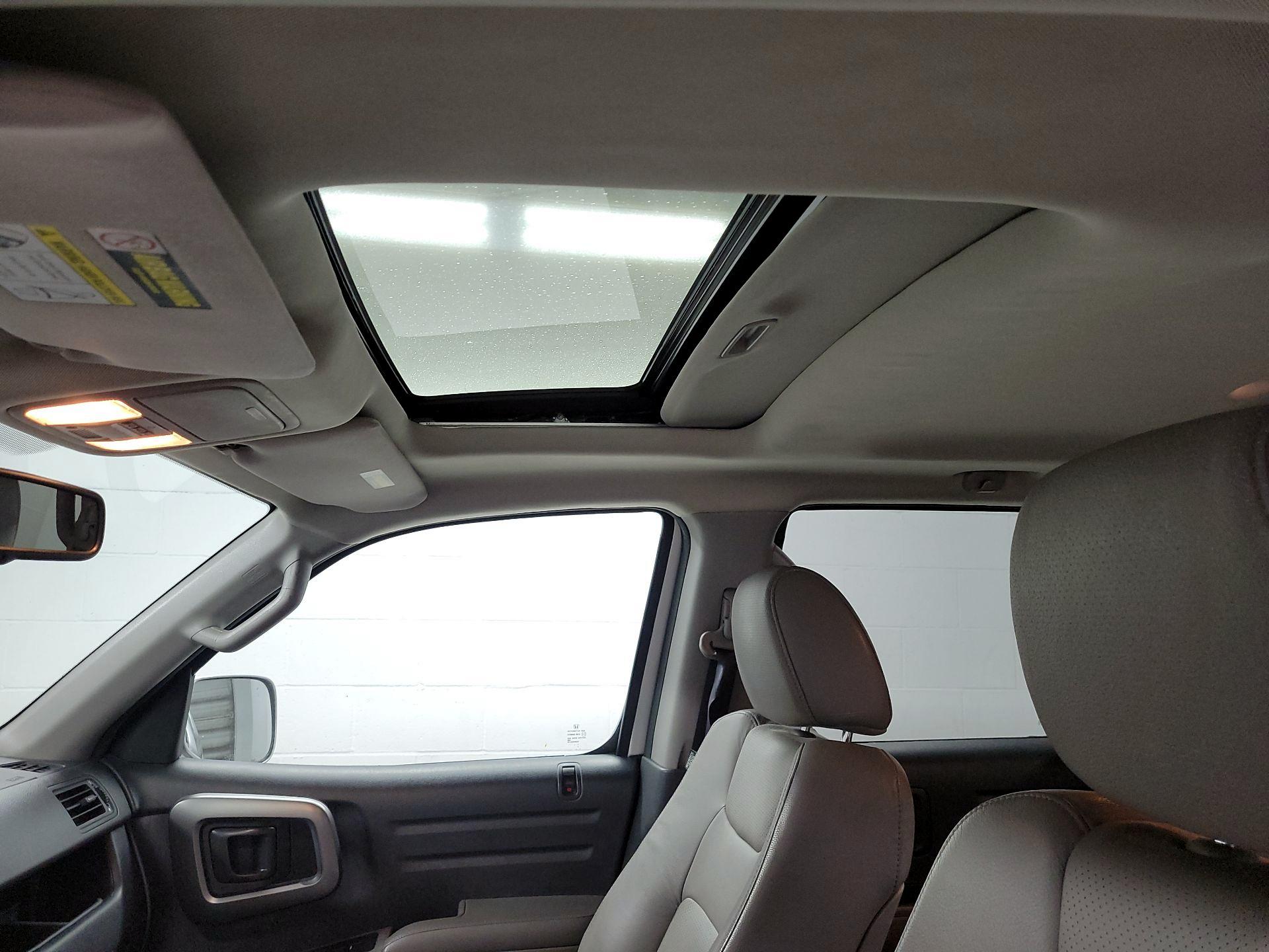 Thumbnail: 2013 Honda Ridgeline - 18
