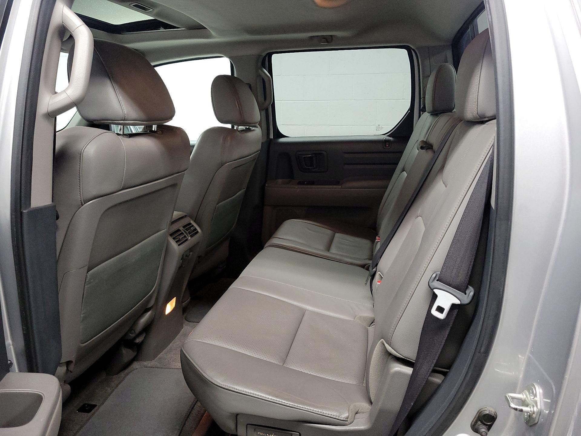 Thumbnail: 2013 Honda Ridgeline - 19