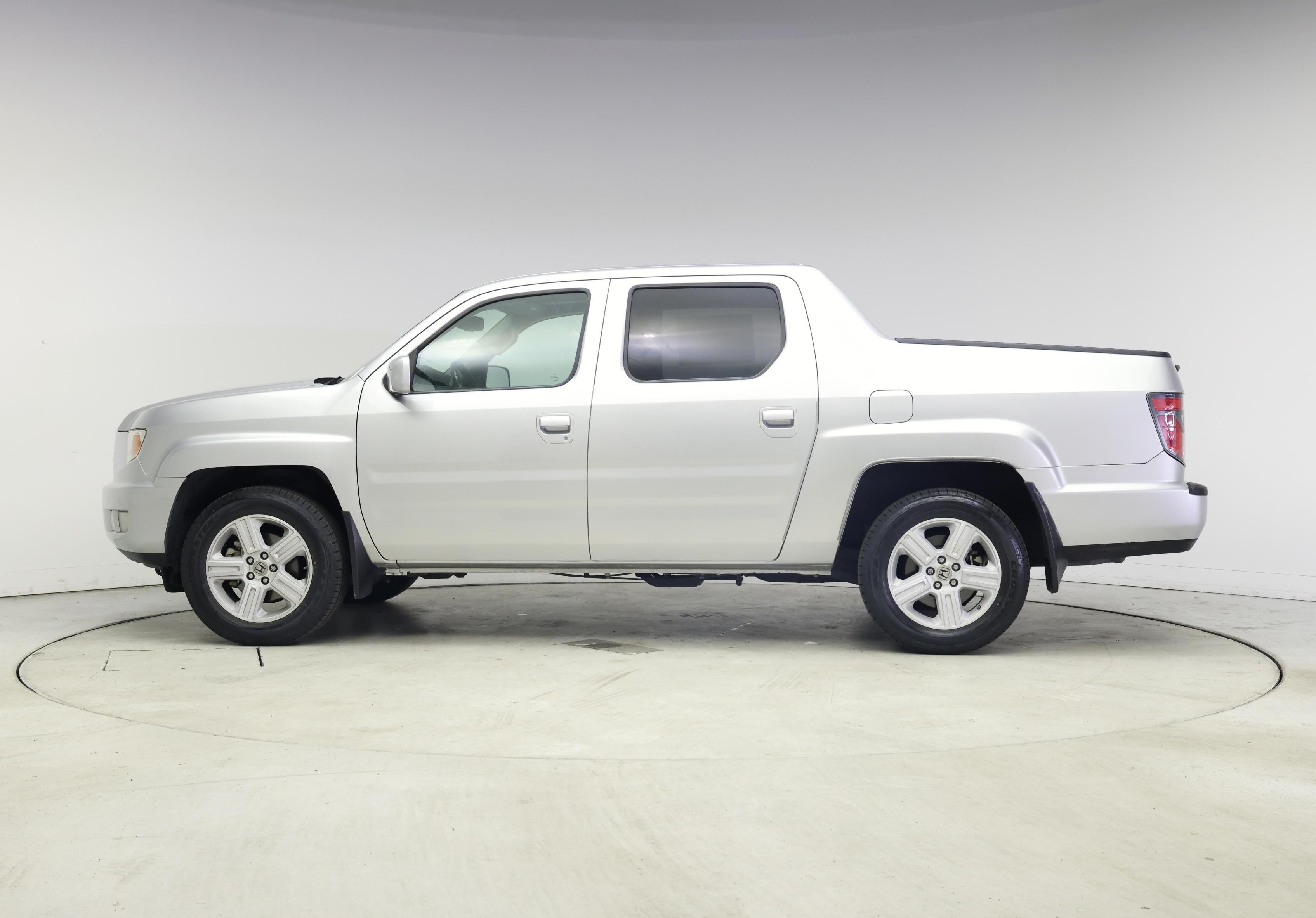 Thumbnail: 2013 Honda Ridgeline - 3