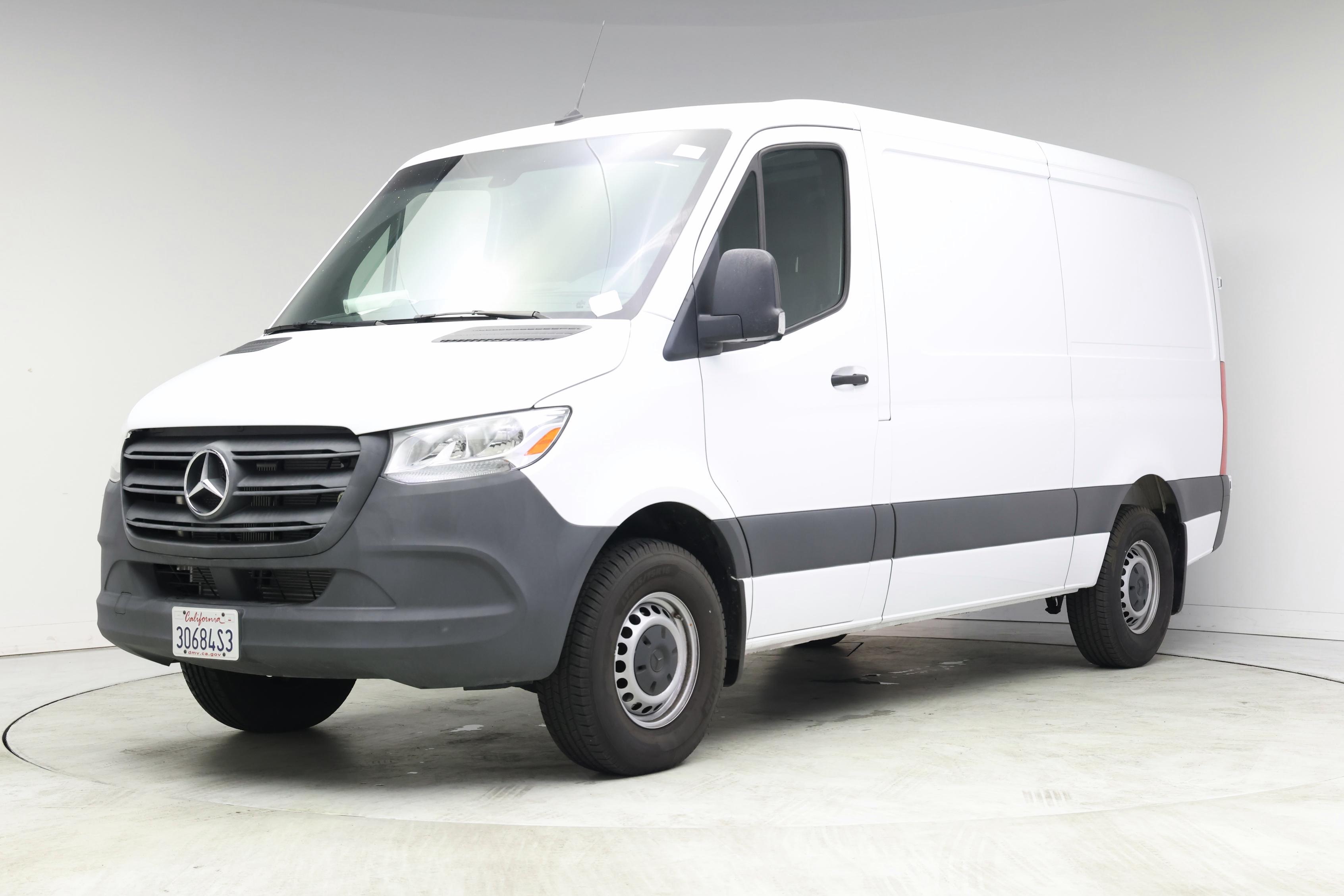 Thumbnail: 2023 Mercedes-Benz Sprinter - 4