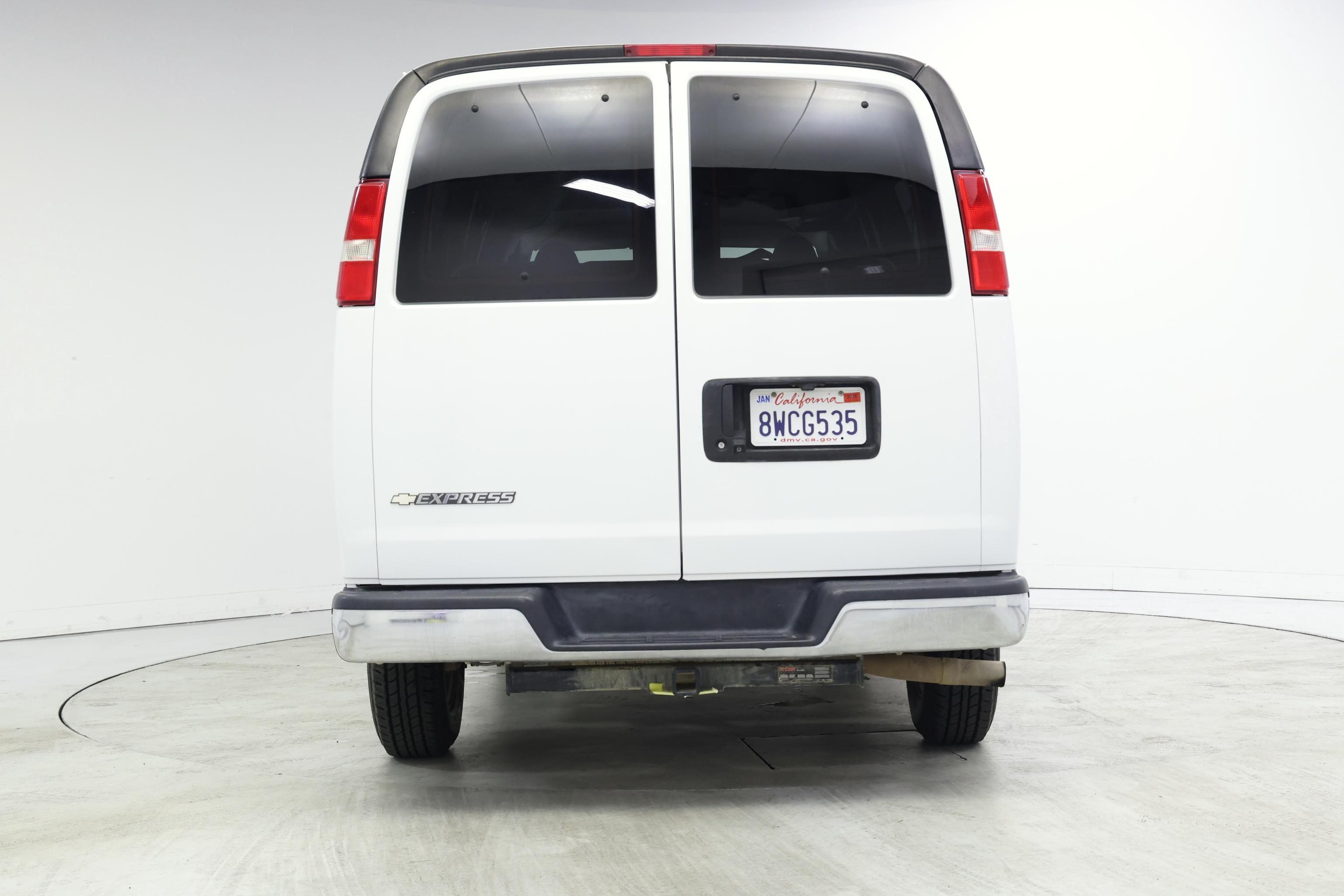Thumbnail: 2019 Chevrolet Express - 4