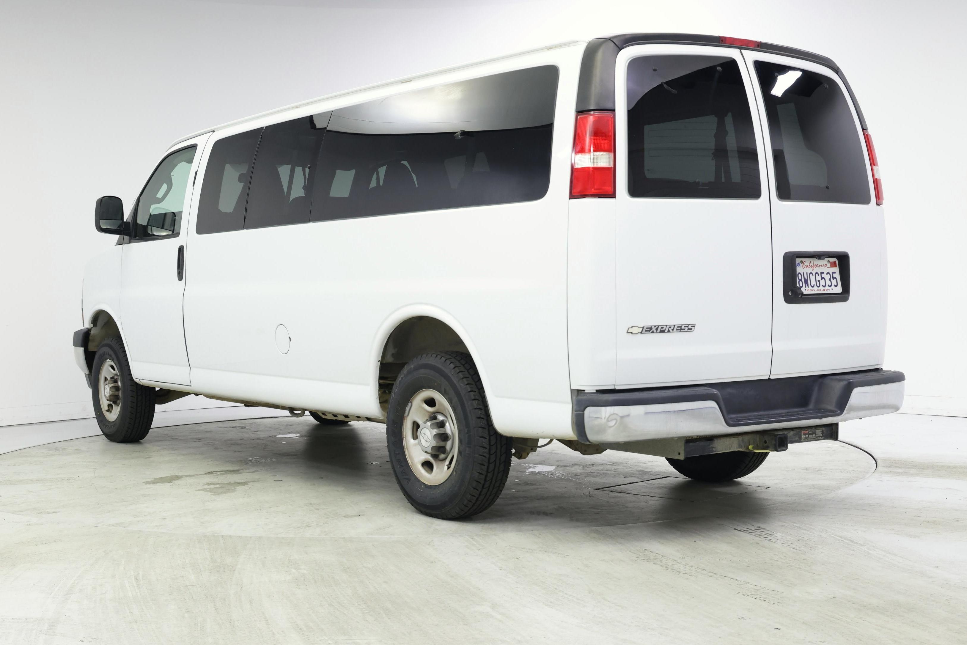 Thumbnail: 2019 Chevrolet Express - 5