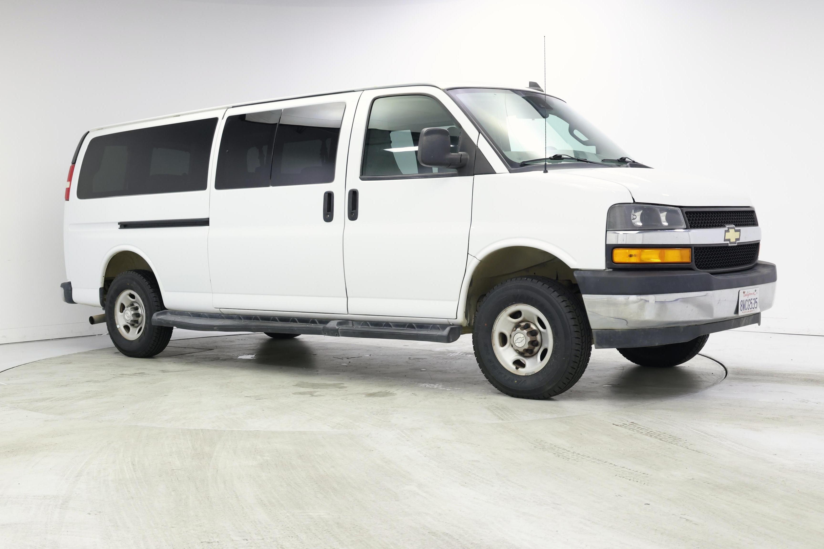 Thumbnail: 2019 Chevrolet Express - 6