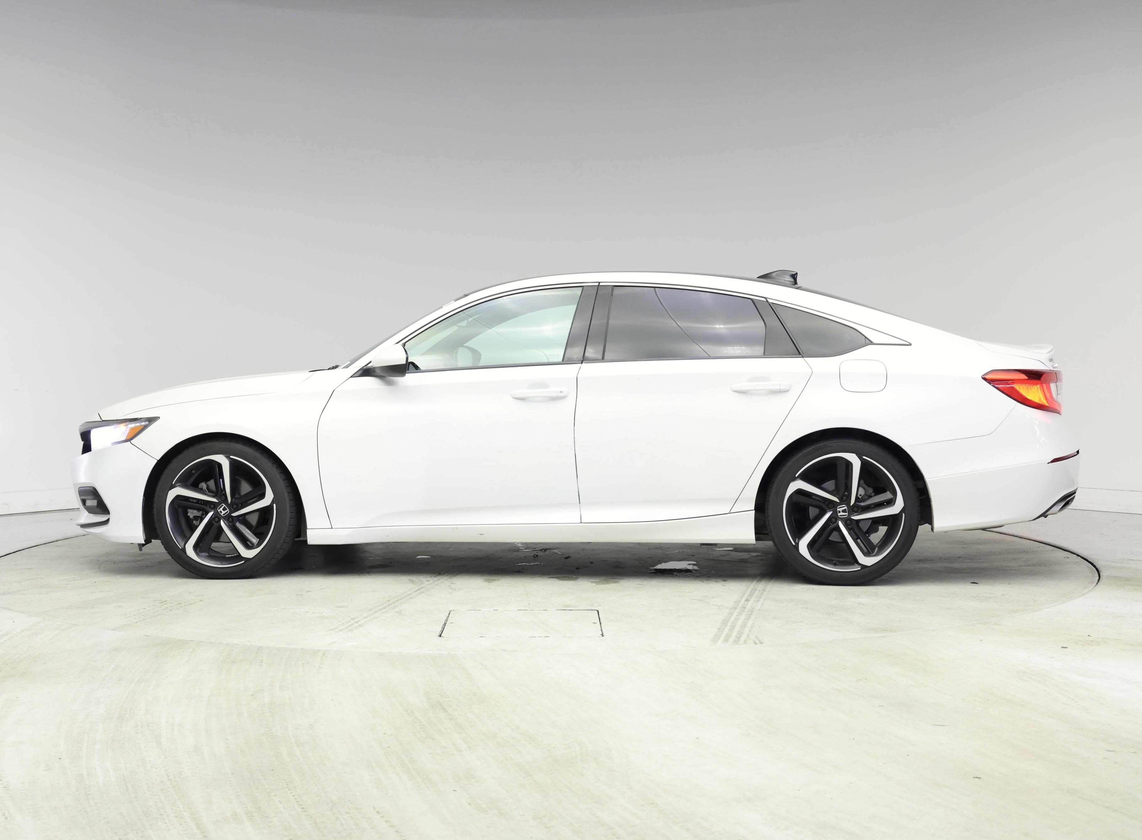 Thumbnail: 2018 Honda Accord - 3