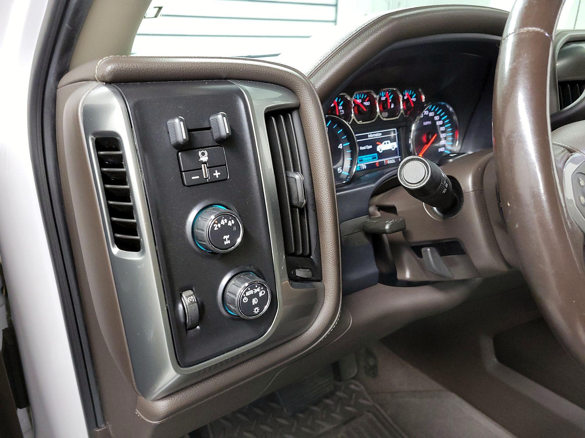 Thumbnail: 2019 Chevrolet Silverado 3500 - 13