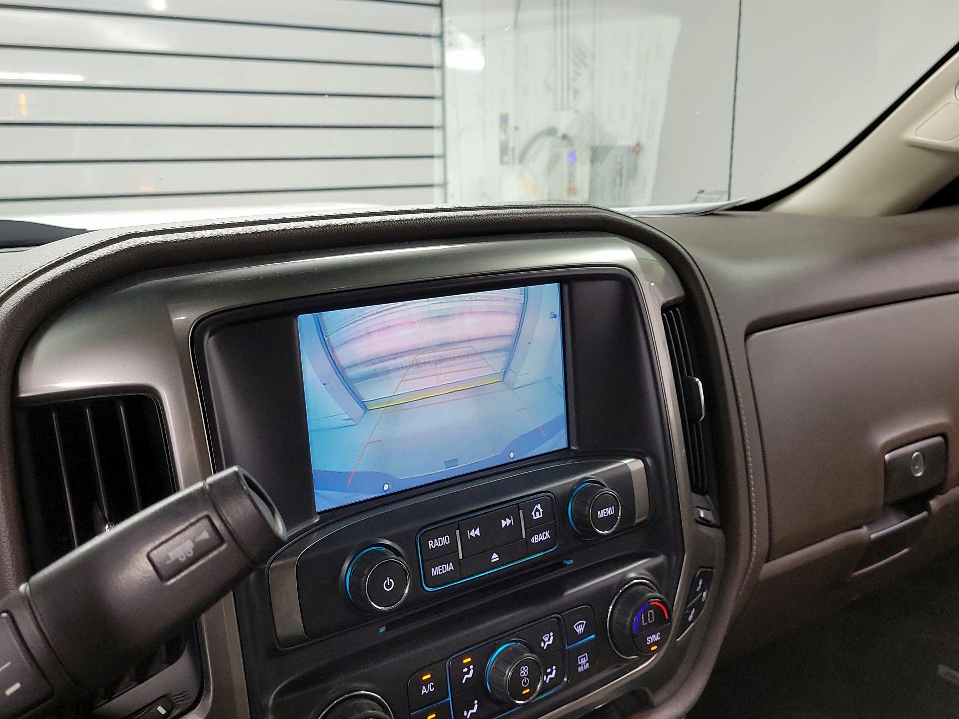 Thumbnail: 2019 Chevrolet Silverado 3500 - 14