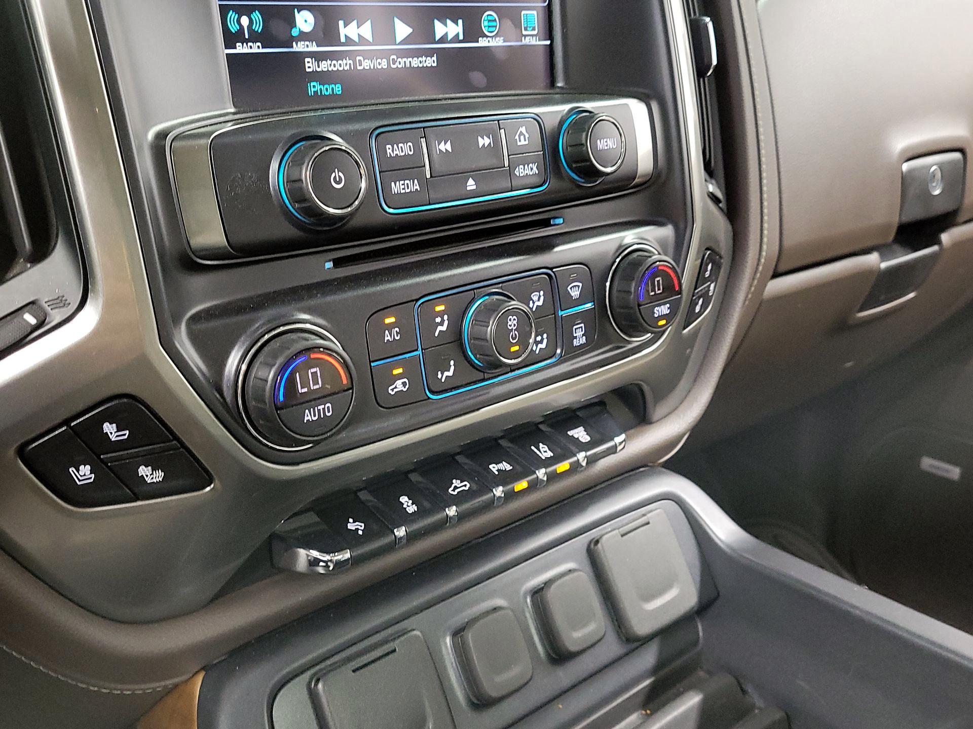 Thumbnail: 2019 Chevrolet Silverado 3500 - 16