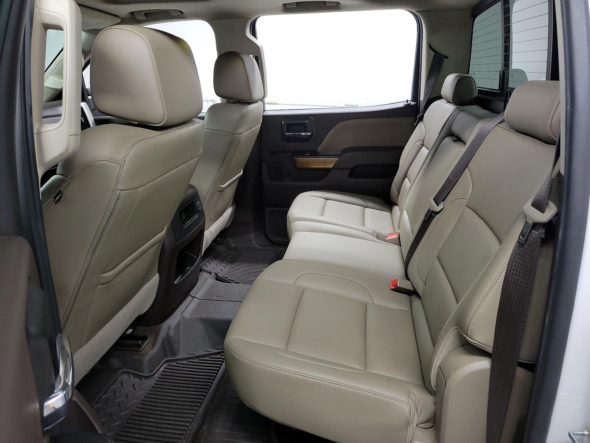 Thumbnail: 2019 Chevrolet Silverado 3500 - 18