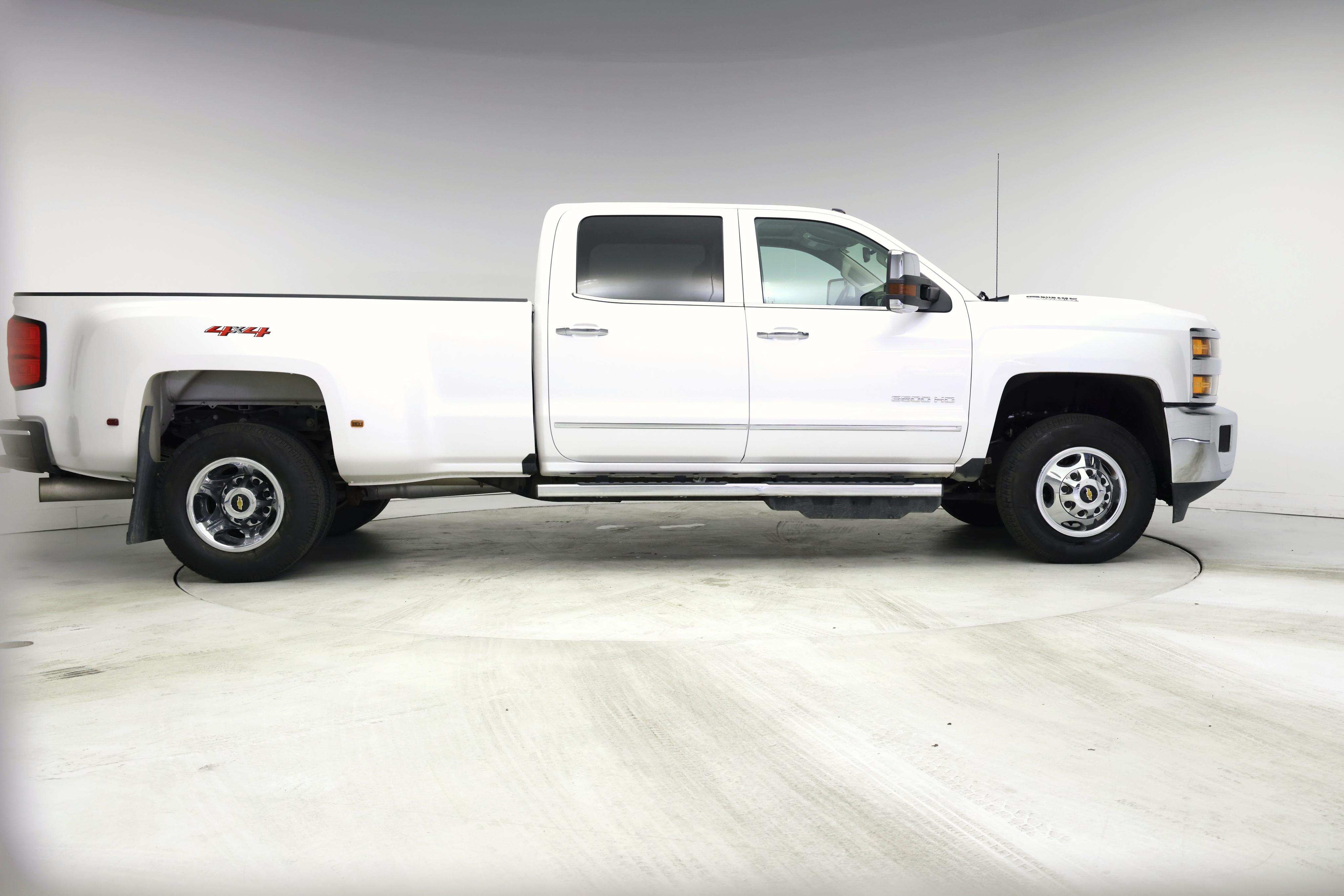 Thumbnail: 2019 Chevrolet Silverado 3500 - 7