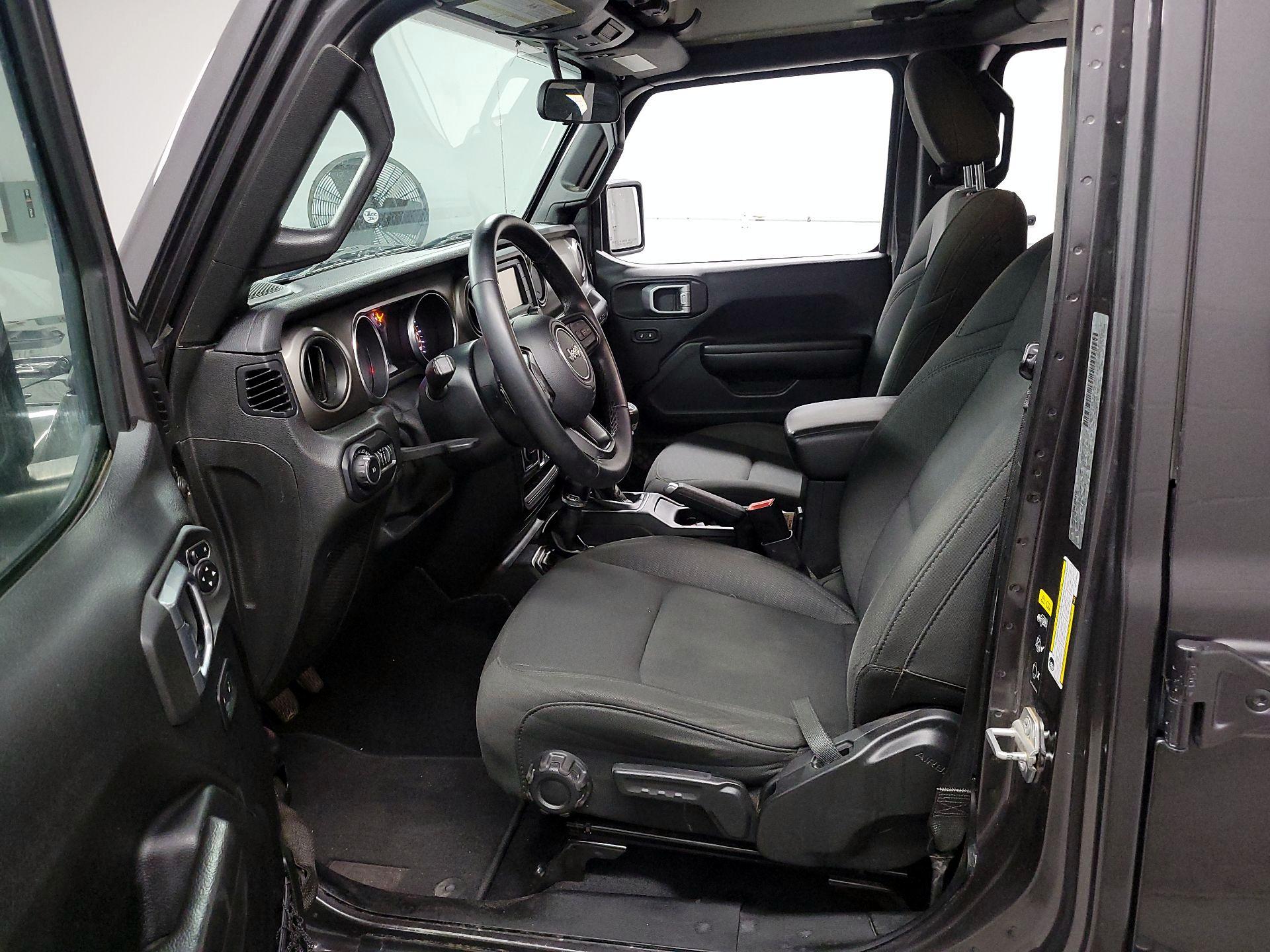 Thumbnail: 2020 Jeep Wrangler - 11