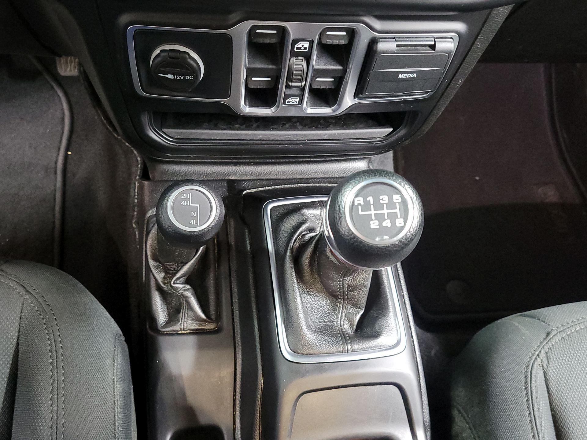 Thumbnail: 2020 Jeep Wrangler - 17