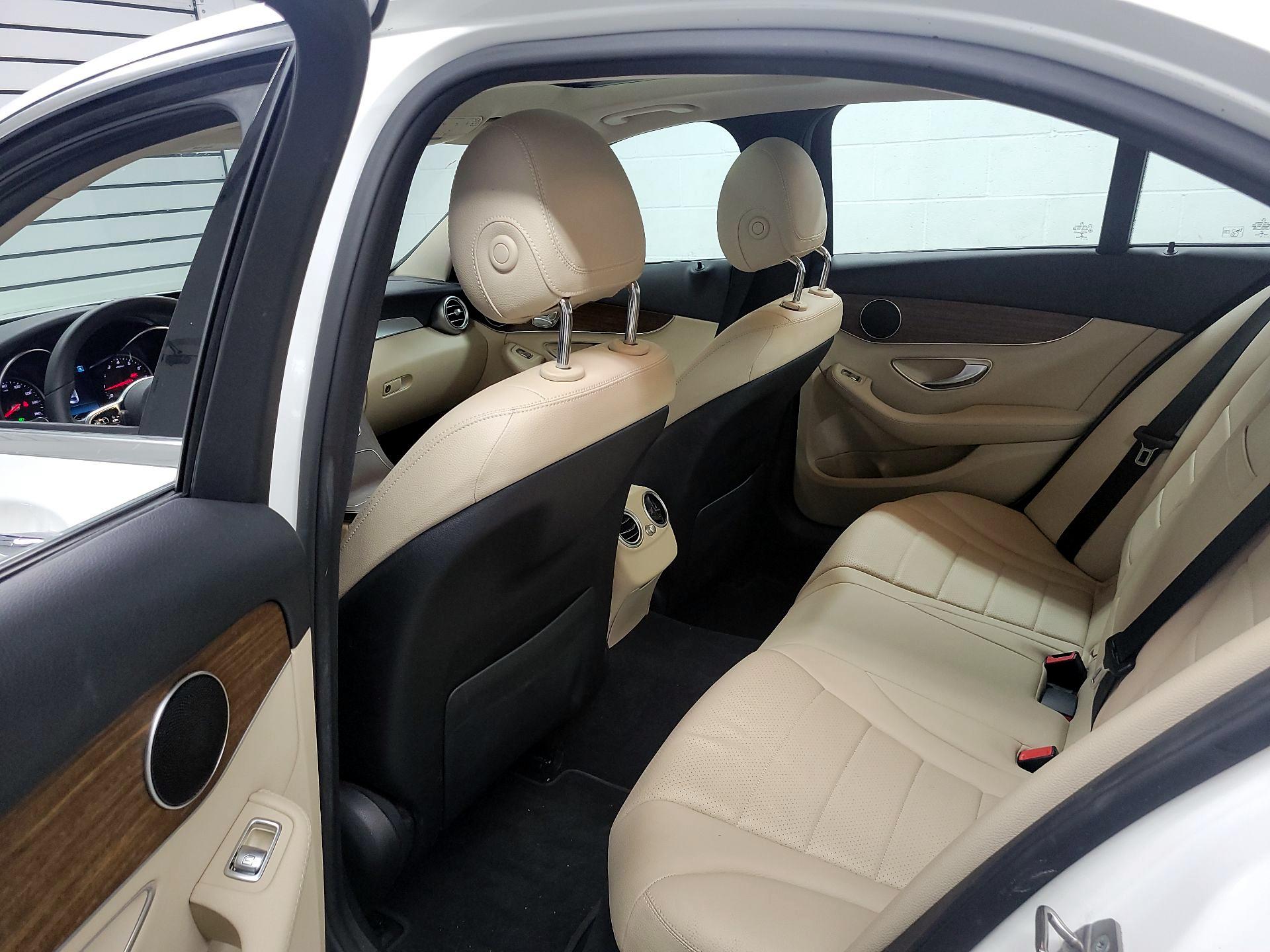 Thumbnail: 2019 Mercedes-Benz C-Class - 19