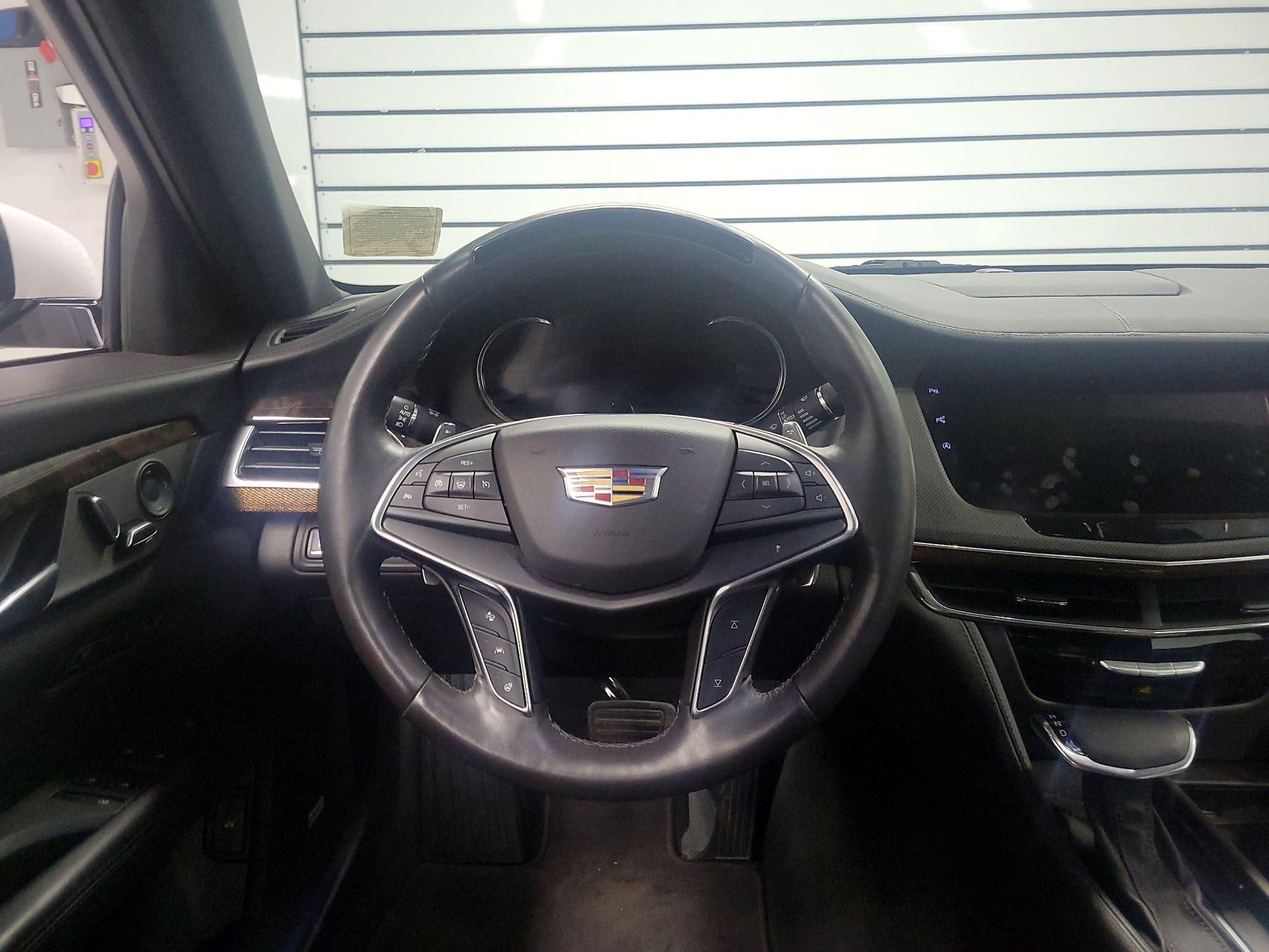 Thumbnail: 2018 Cadillac CT6 - 10