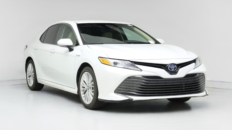 2018 Toyota Camry XLE Hero Image