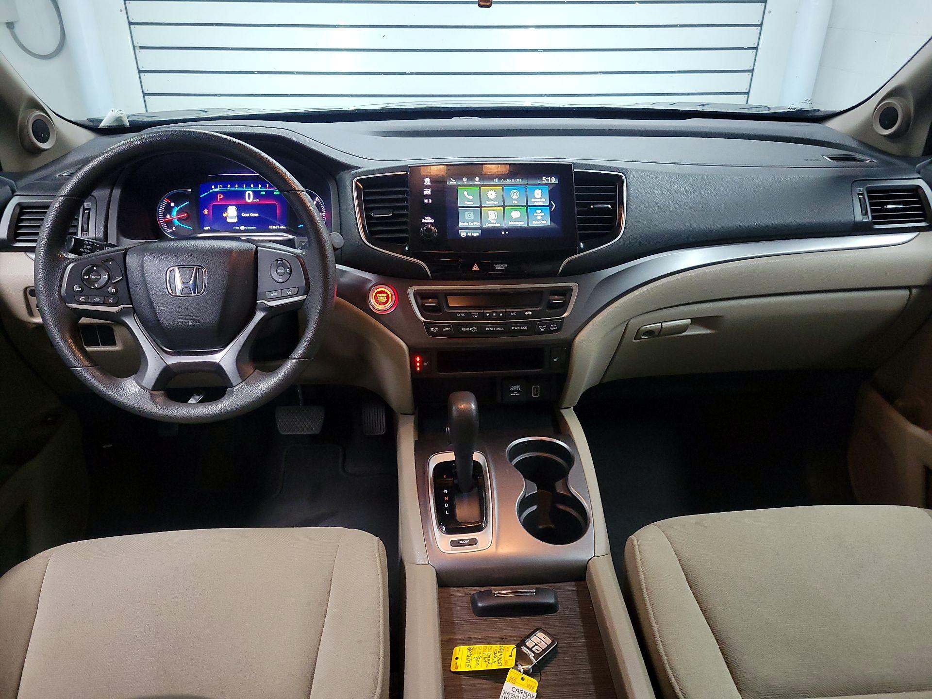 Thumbnail: 2019 Honda Pilot - 9
