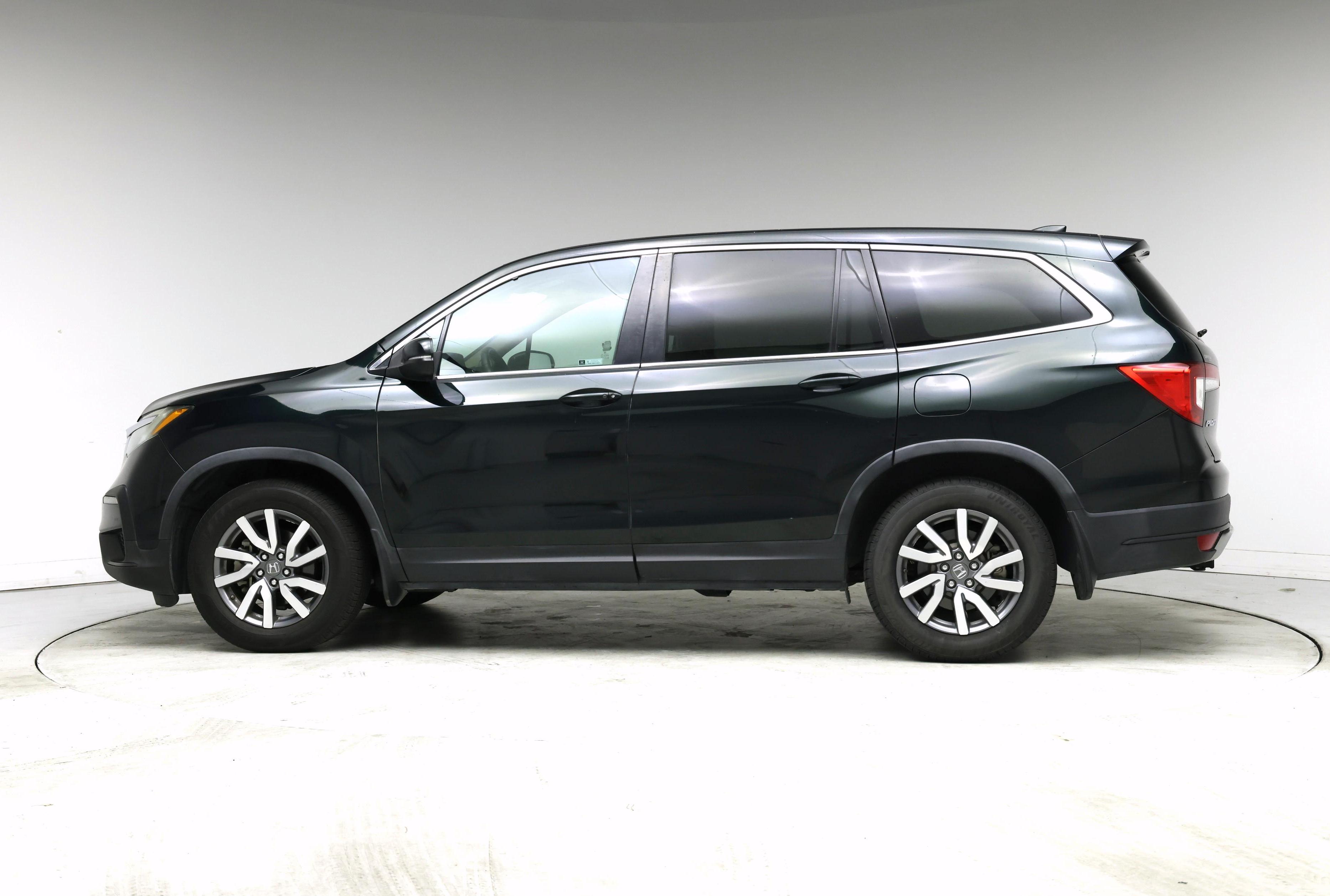 Thumbnail: 2019 Honda Pilot - 3